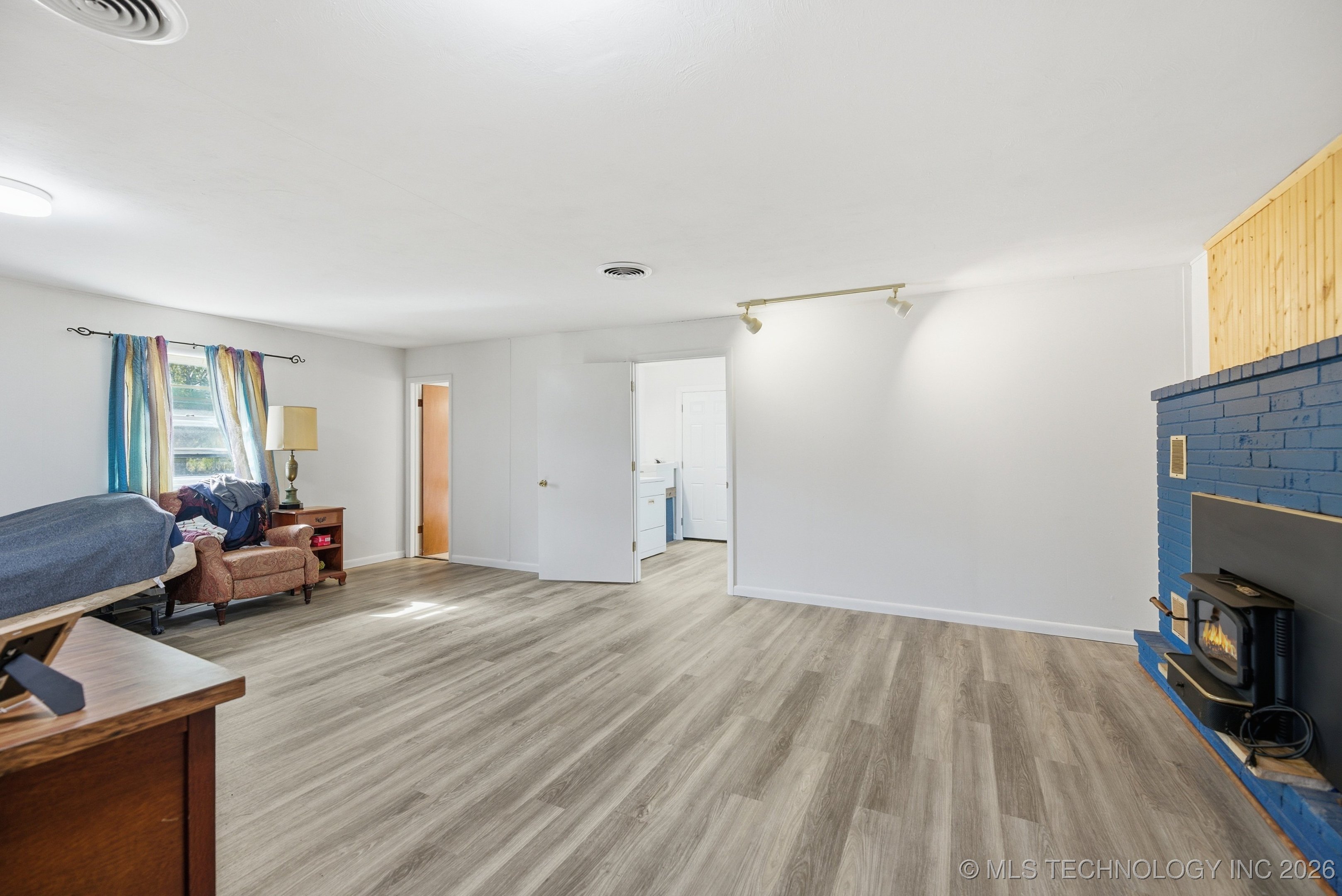 2600 S Hickory Street Property Photo 14