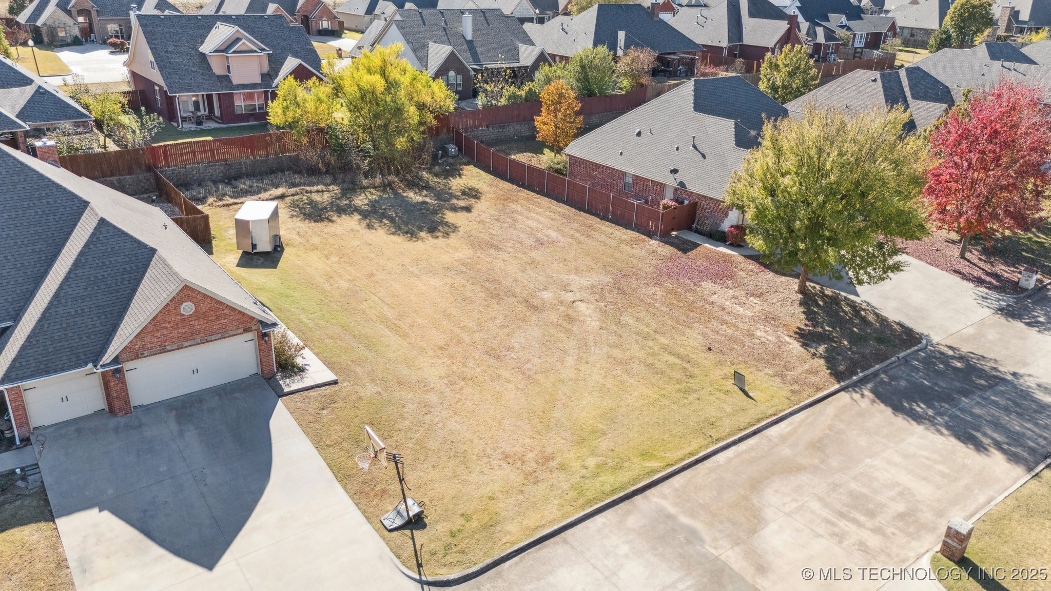 921 Cypress Drive Property Photo 4