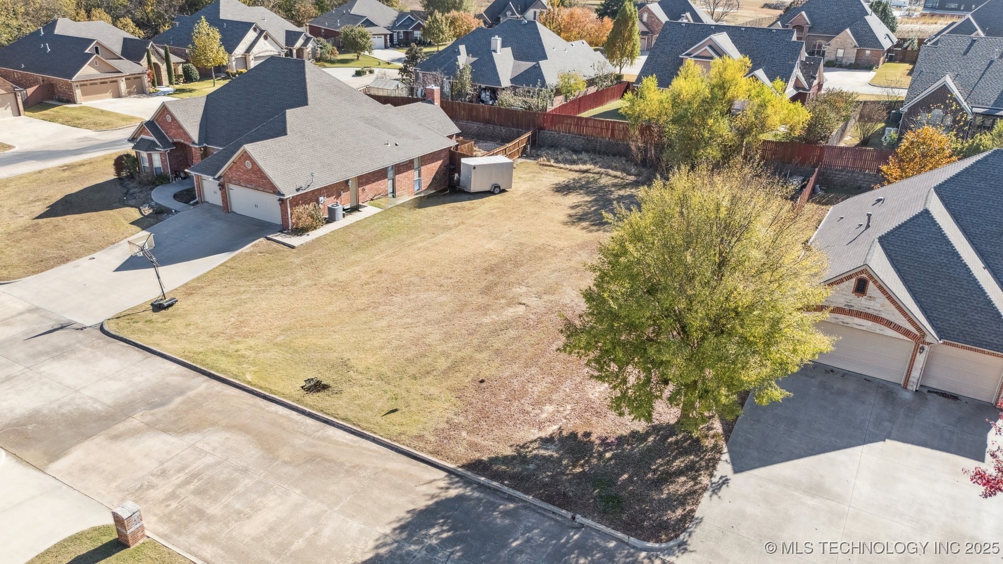 921 Cypress Drive Property Photo 8