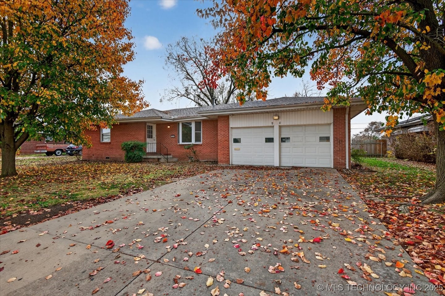 4949 Brookline Drive Property Photo 1