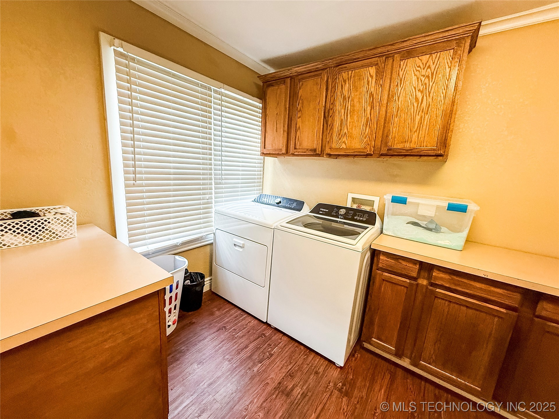 300490 E 1800 Road Property Photo 4