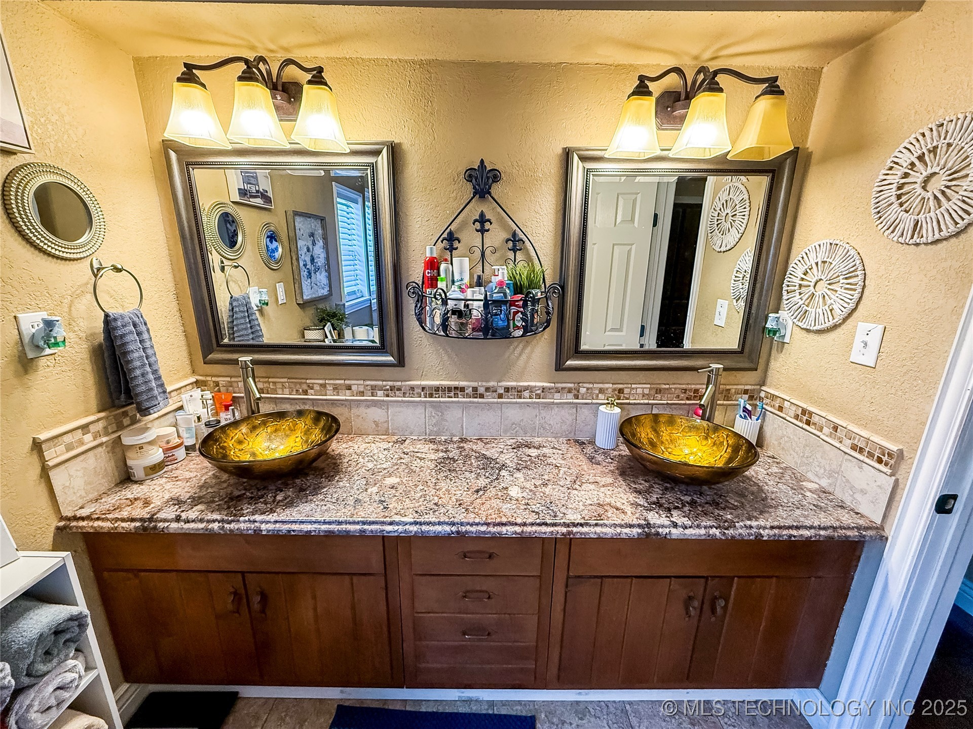 300490 E 1800 Road Property Photo 18