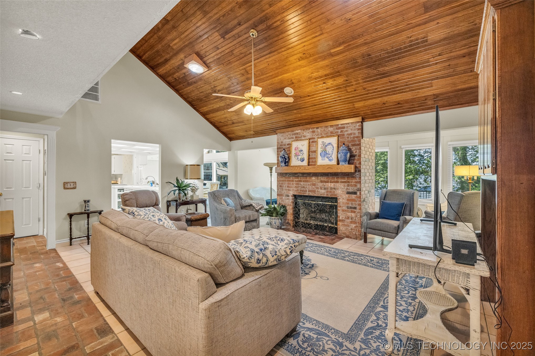 3112 Shore Drive Property Photo 9