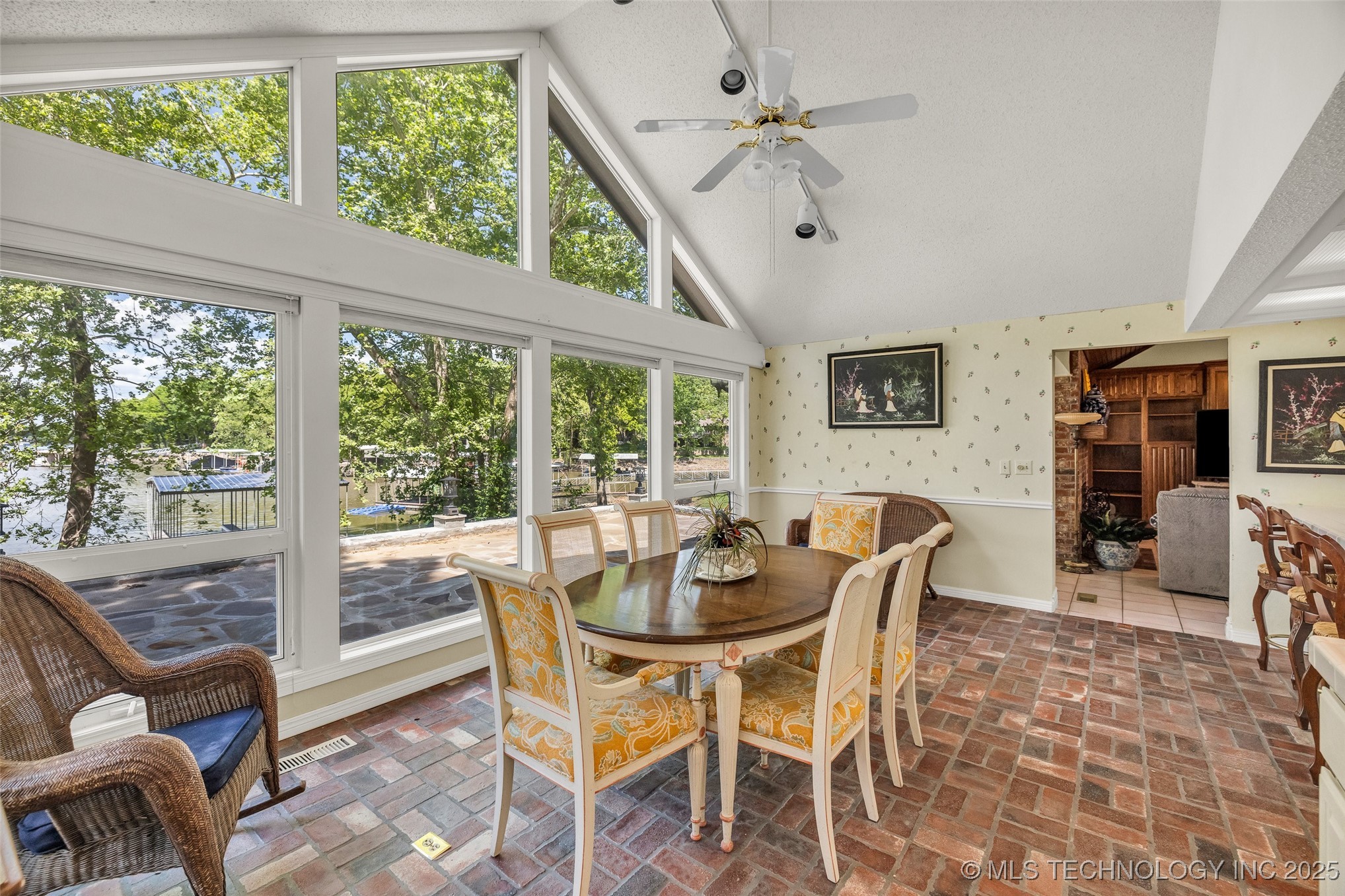 3112 Shore Drive Property Photo 17