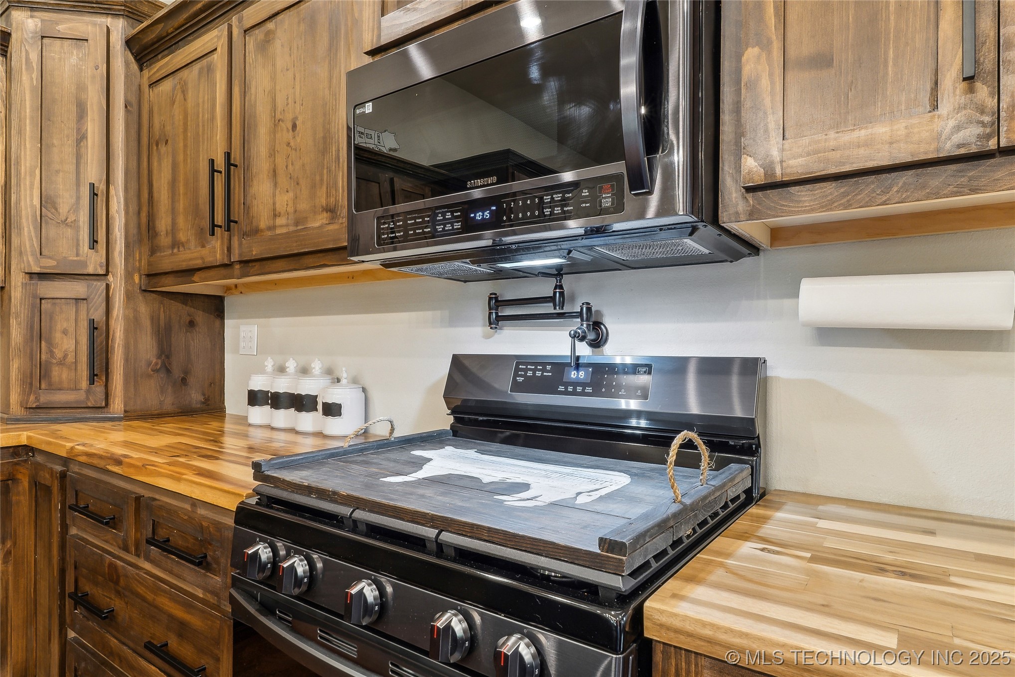 17784 S 210 Road Property Photo 16