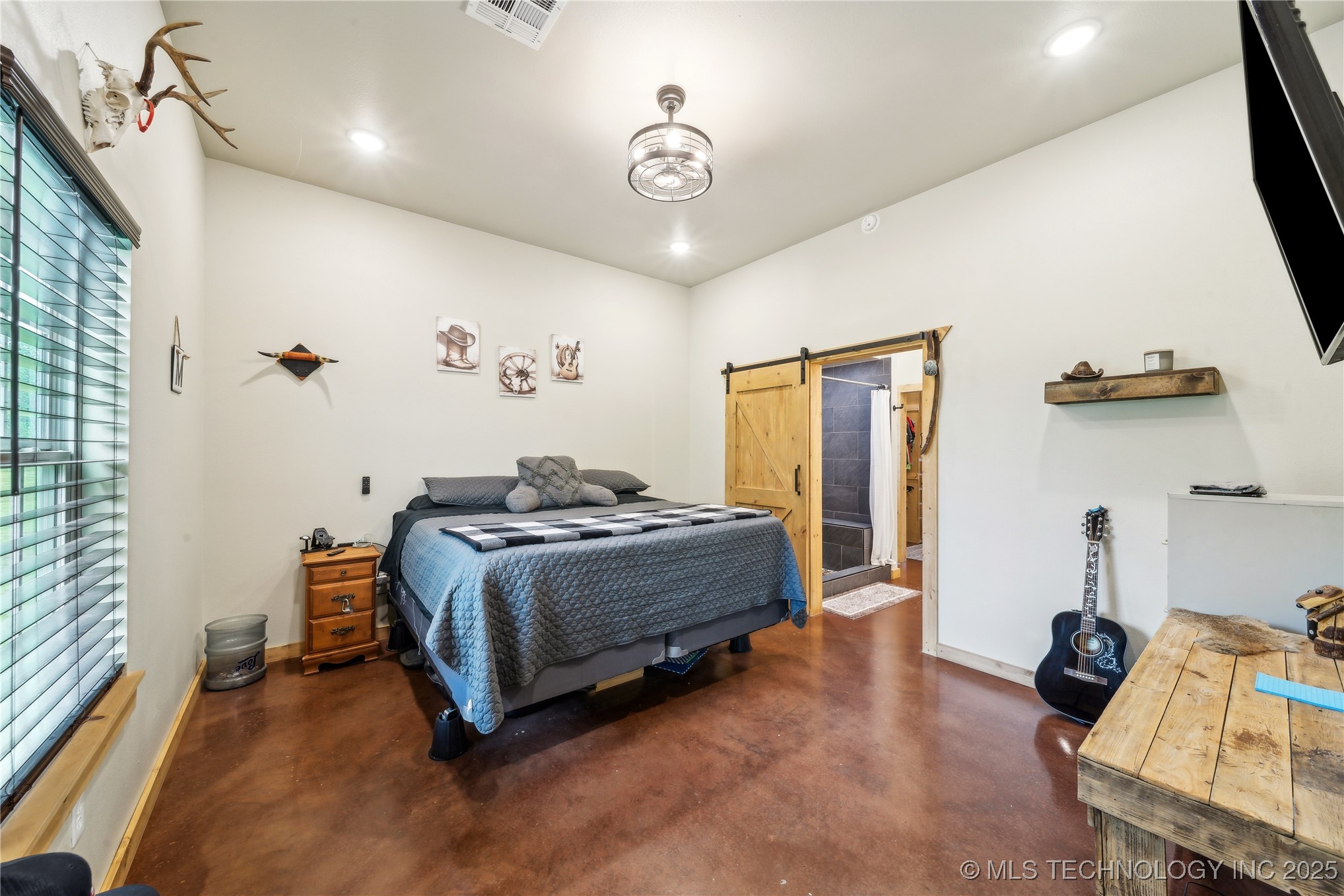 17784 S 210 Road Property Photo 17