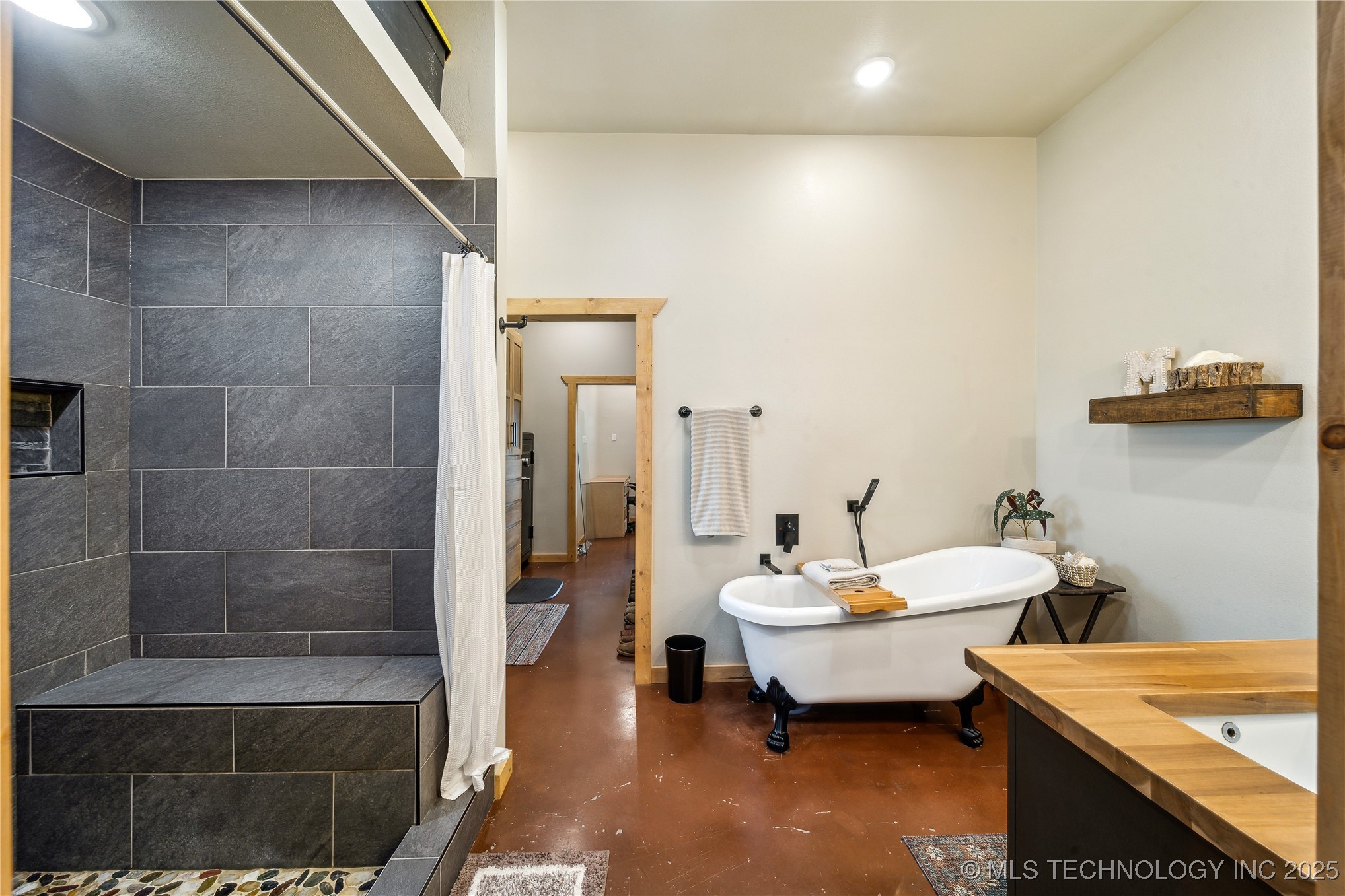 17784 S 210 Road Property Photo 19