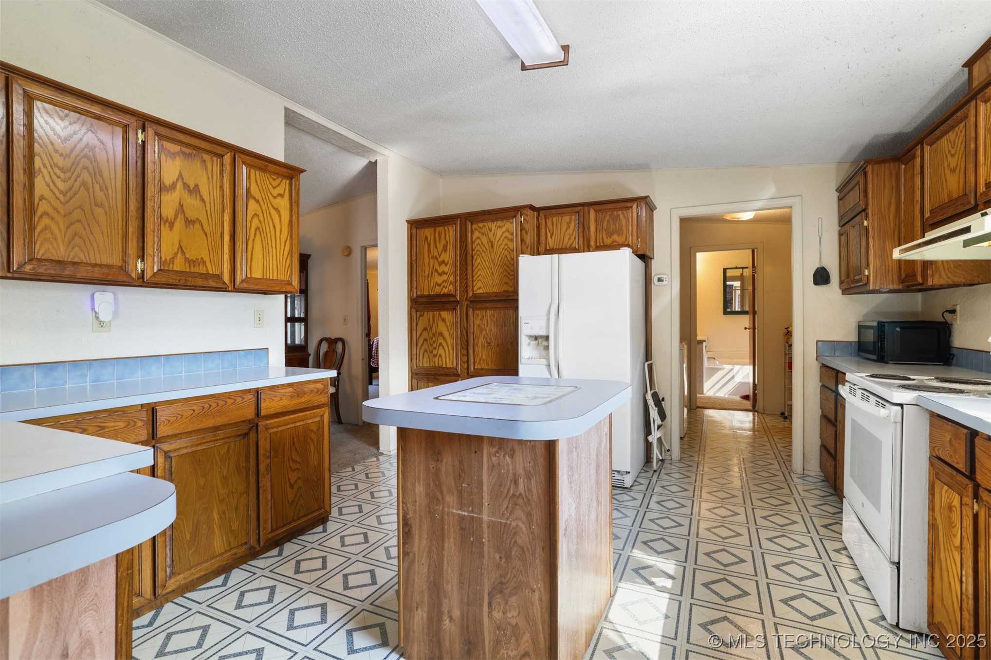 8288 Texoma Hills Road Property Photo 9