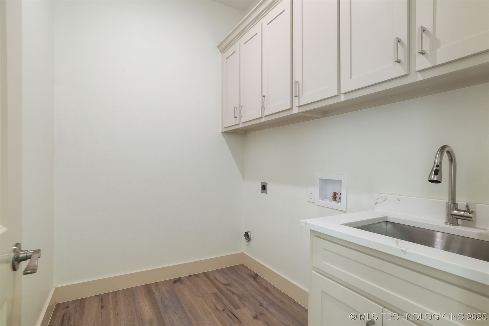 211 Vaughn Lane Property Photo 14