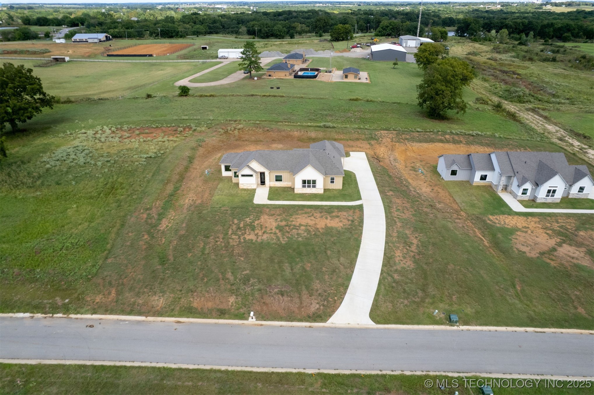 211 Vaughn Lane Property Photo 42