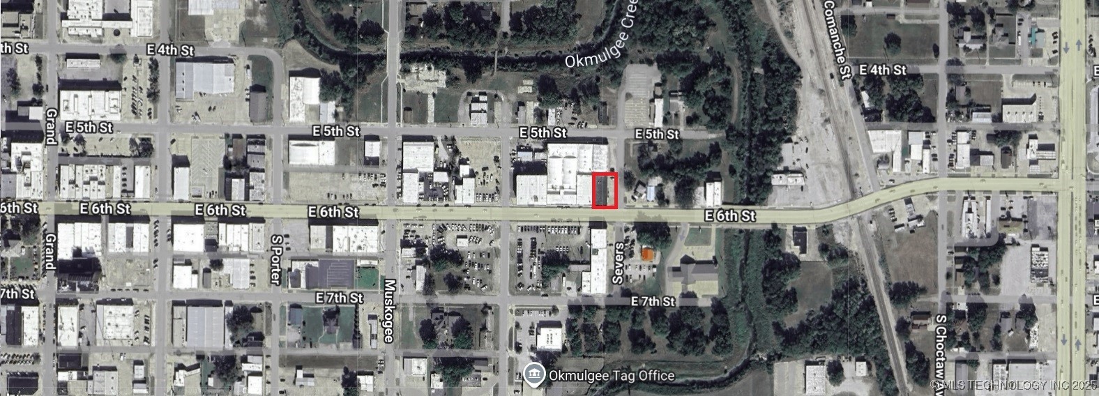 523 E 6th Street Property Photo 2