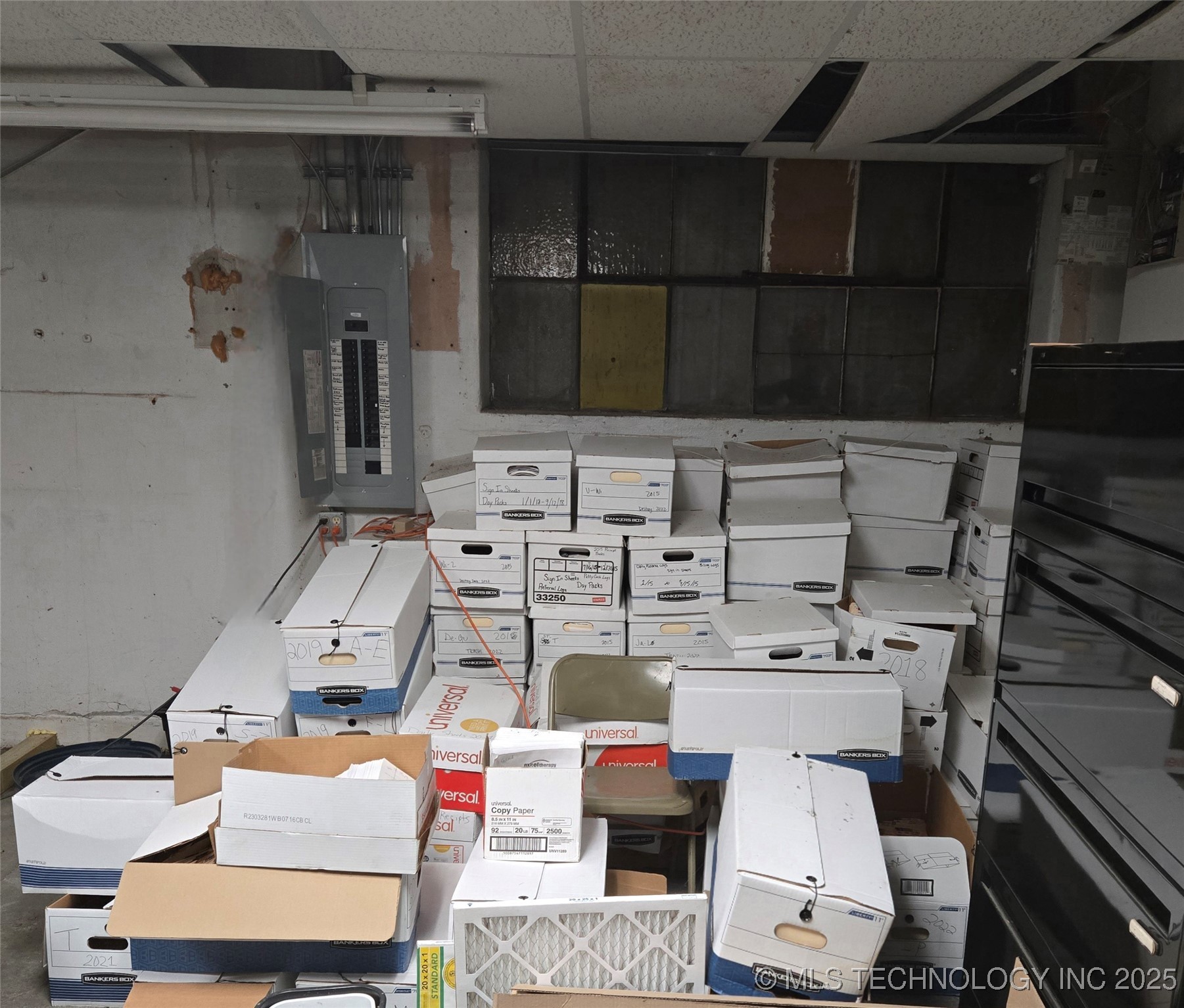 523 E 6th Street Property Photo 15