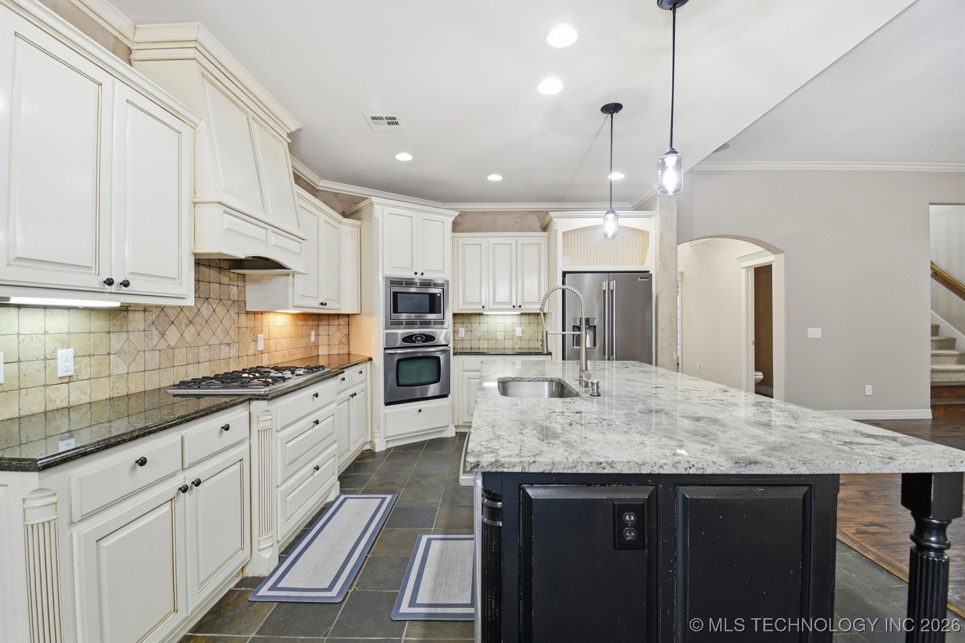 2317 E 138th Street S Property Photo 16