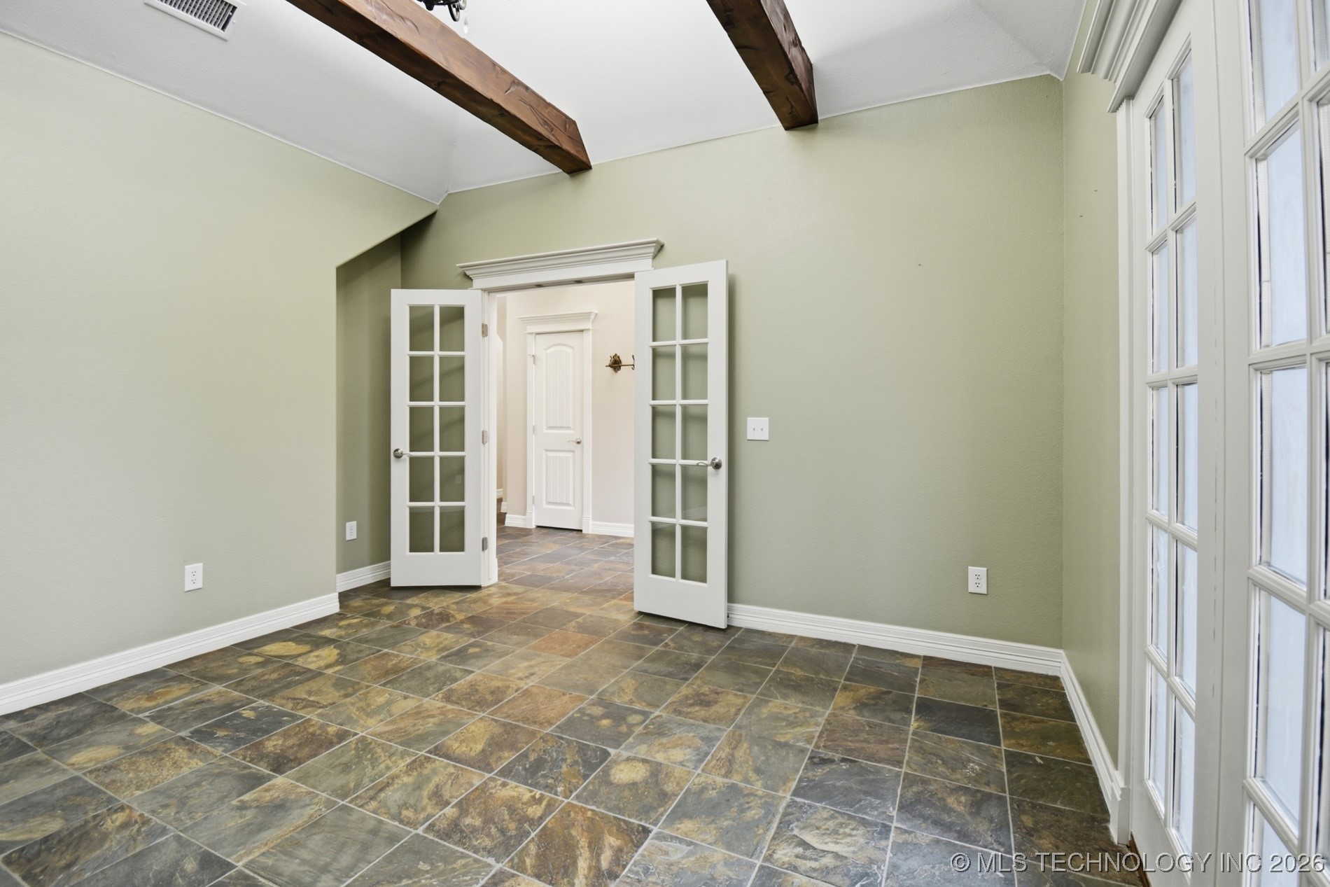 2317 E 138th Street S Property Photo 17