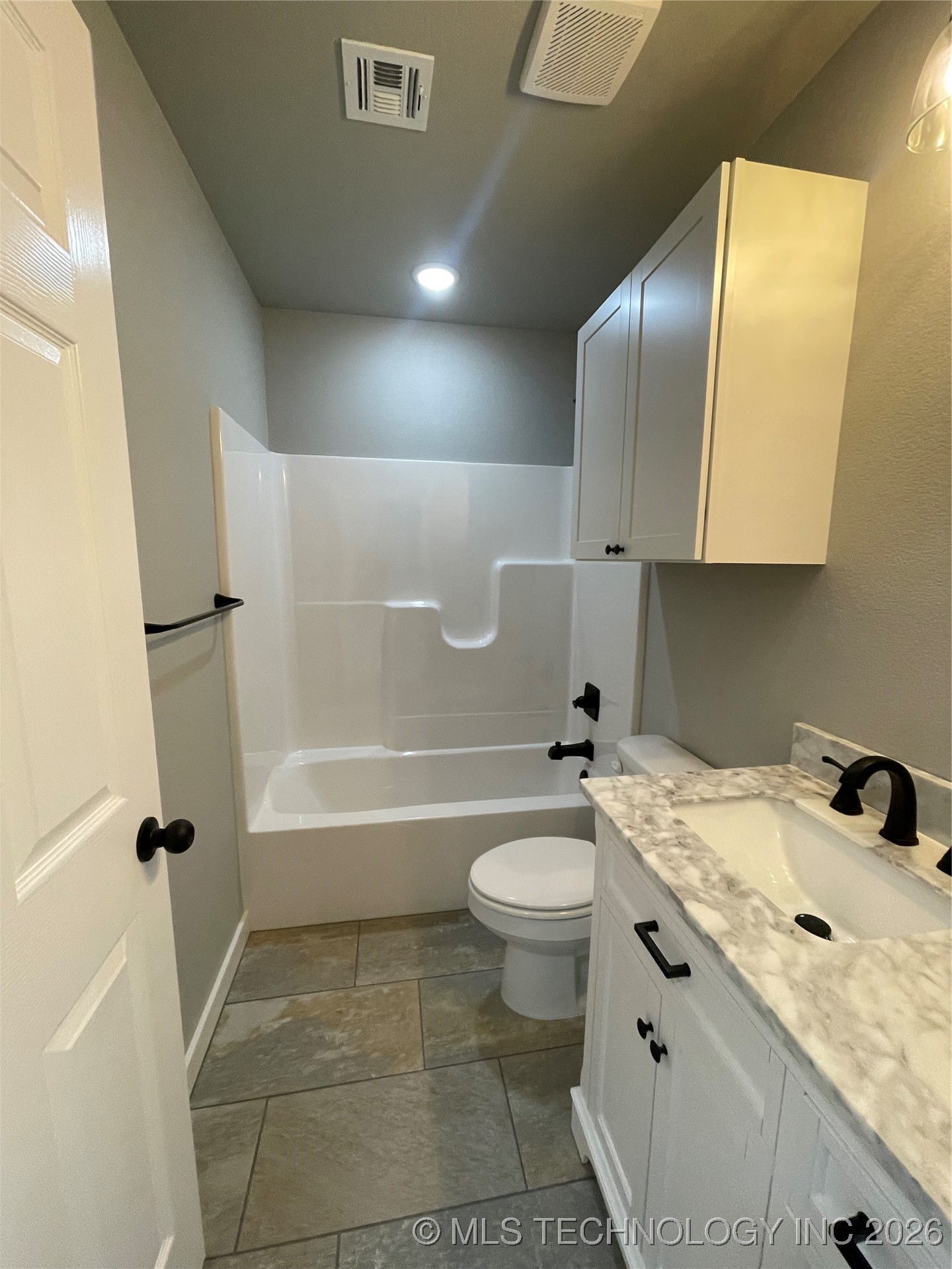 5905 Bluestem Way Property Photo 6