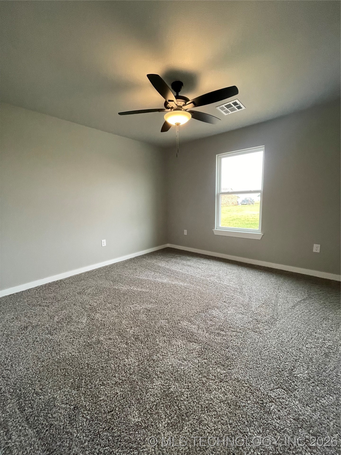 5905 Bluestem Way Property Photo 7