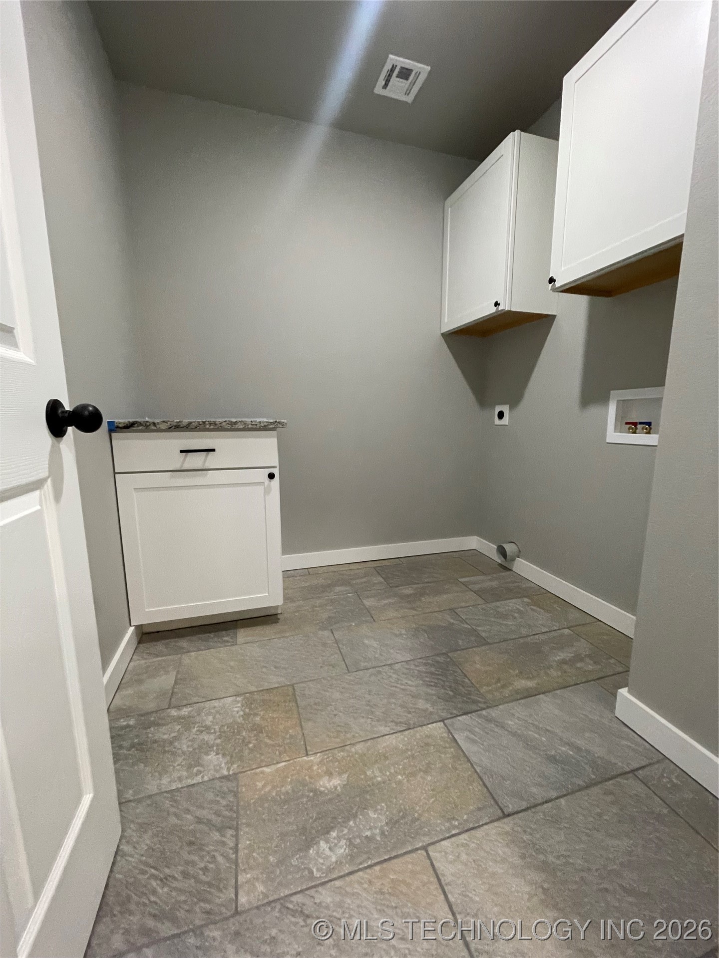 5905 Bluestem Way Property Photo 14