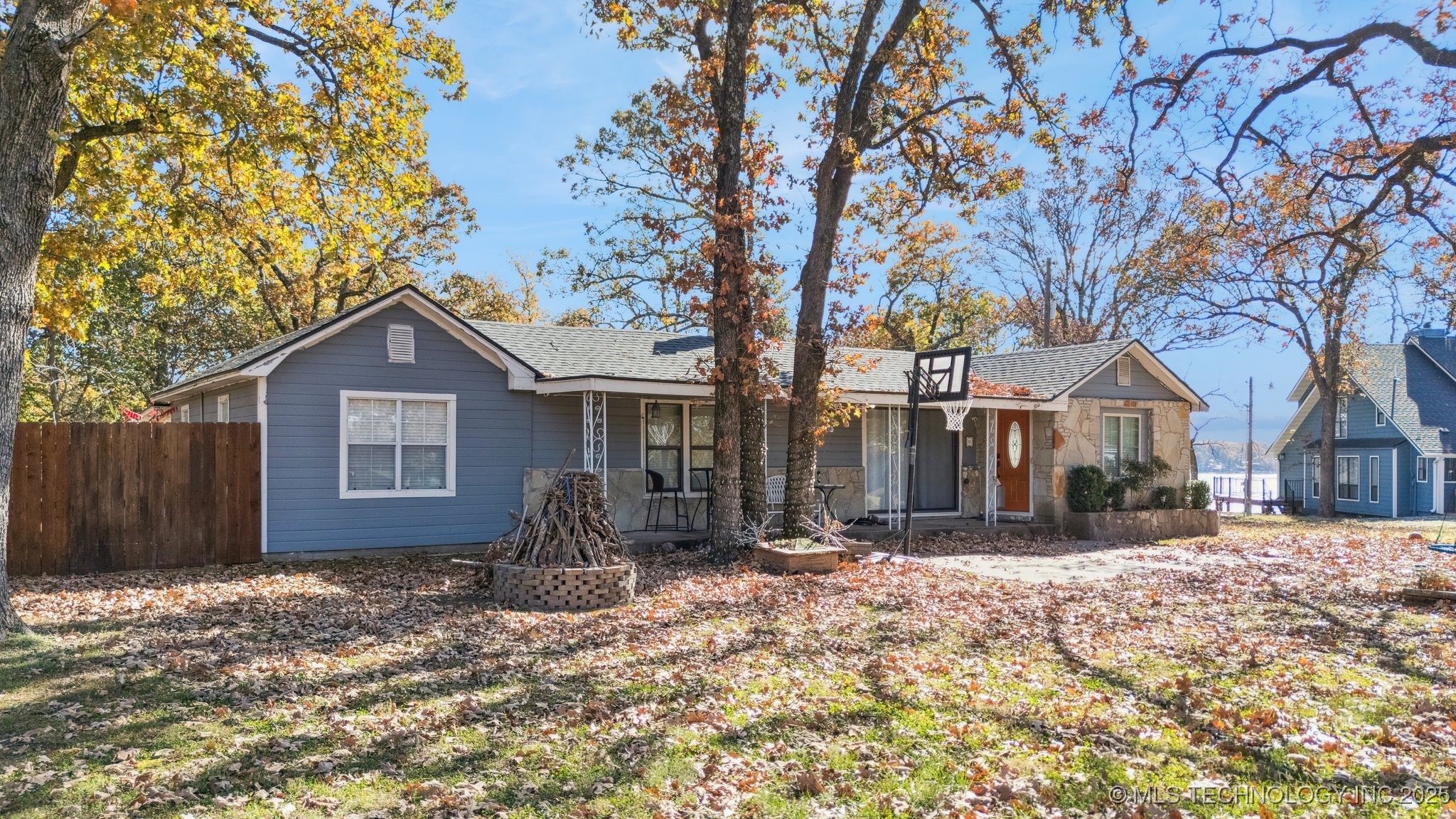 35606 Sportman Road Property Photo 1