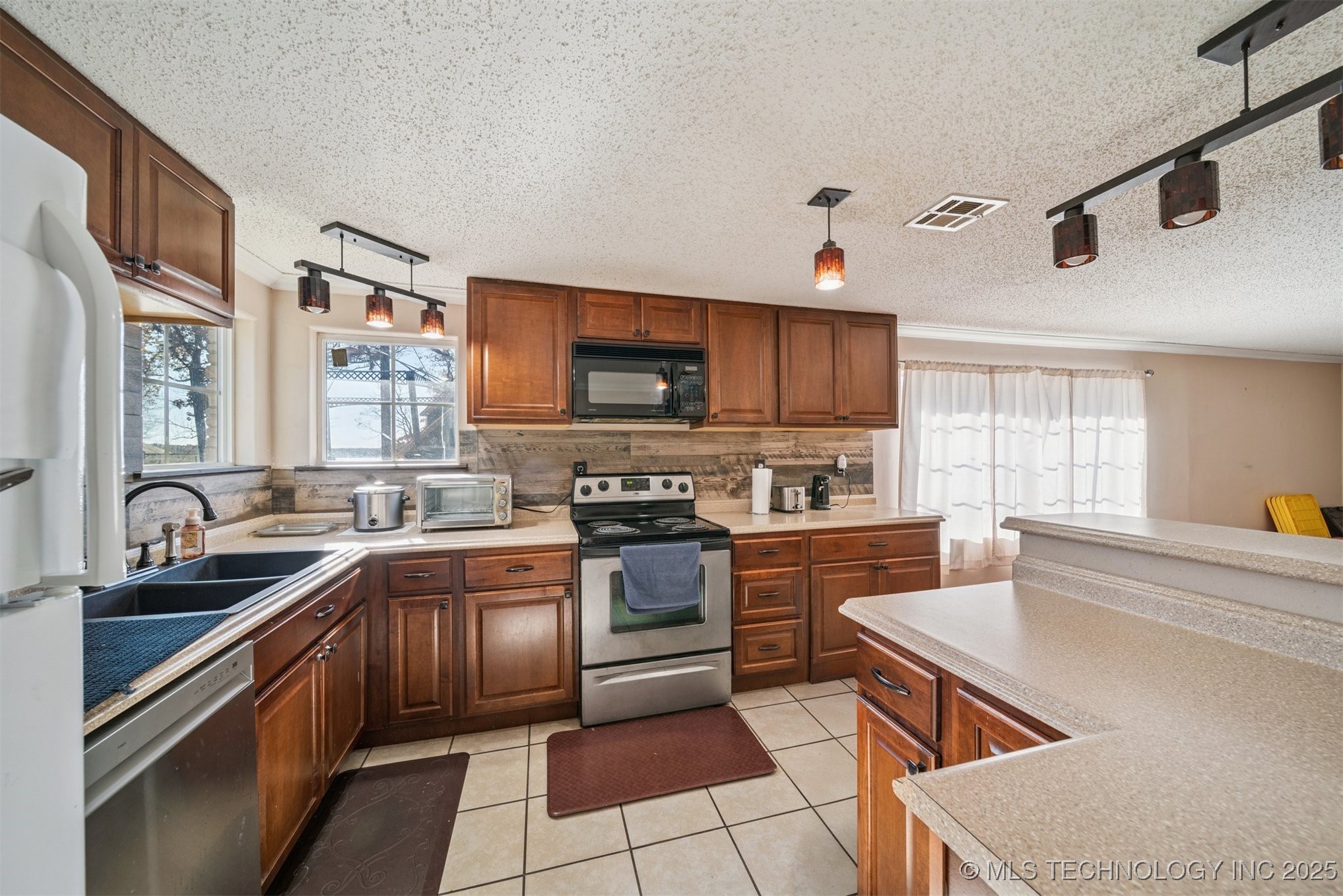 35606 Sportman Road Property Photo 16