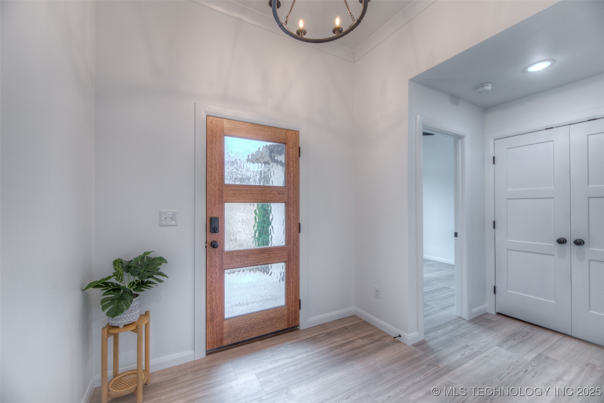 718 N 10th Street Property Photo 2