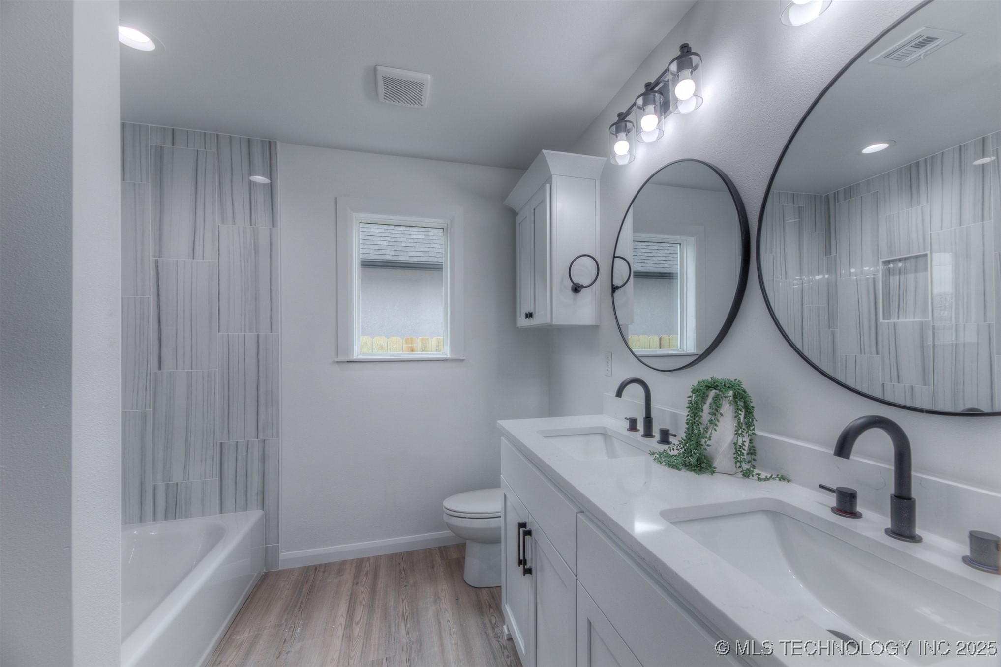 718 N 10th Street Property Photo 6