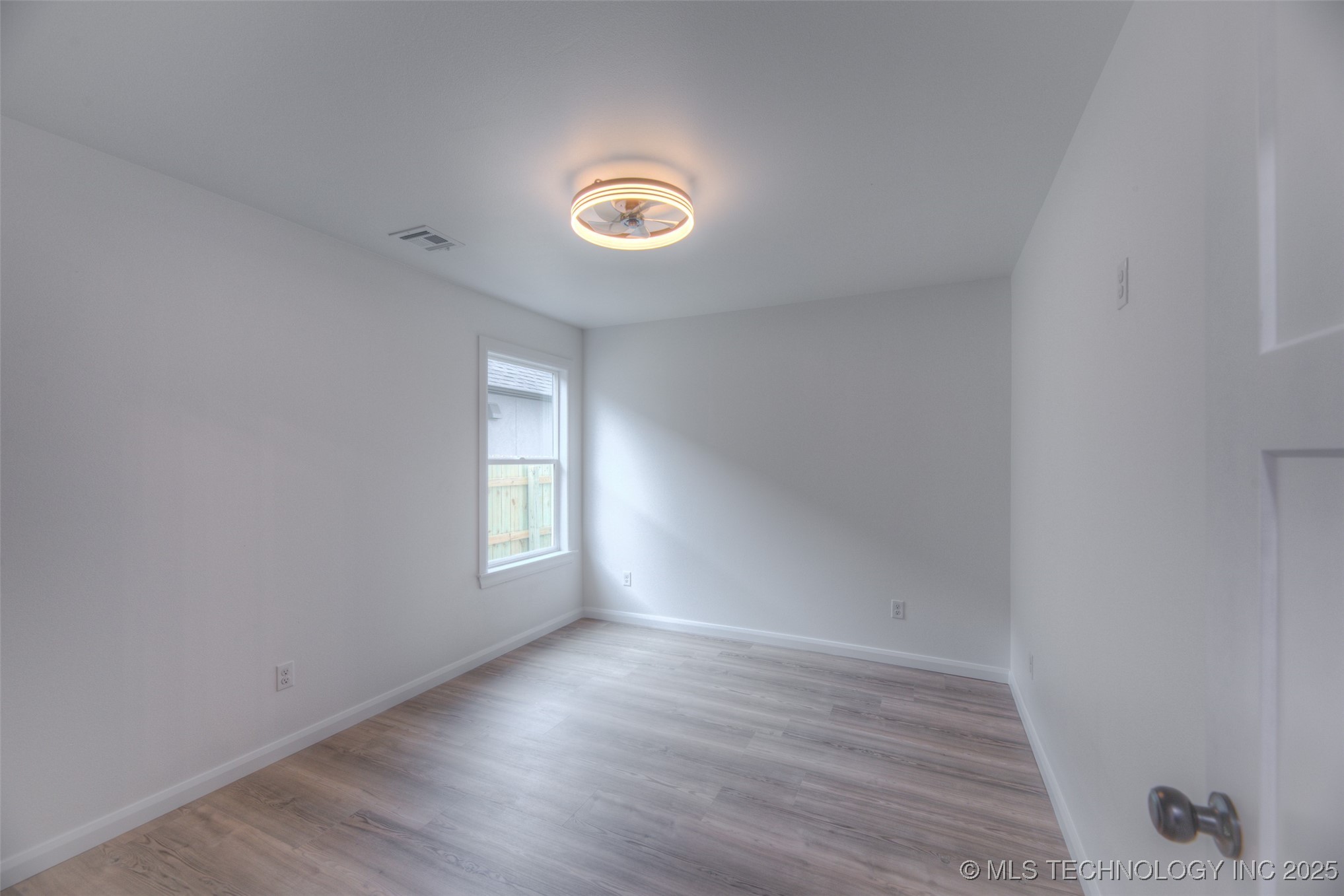 718 N 10th Street Property Photo 8