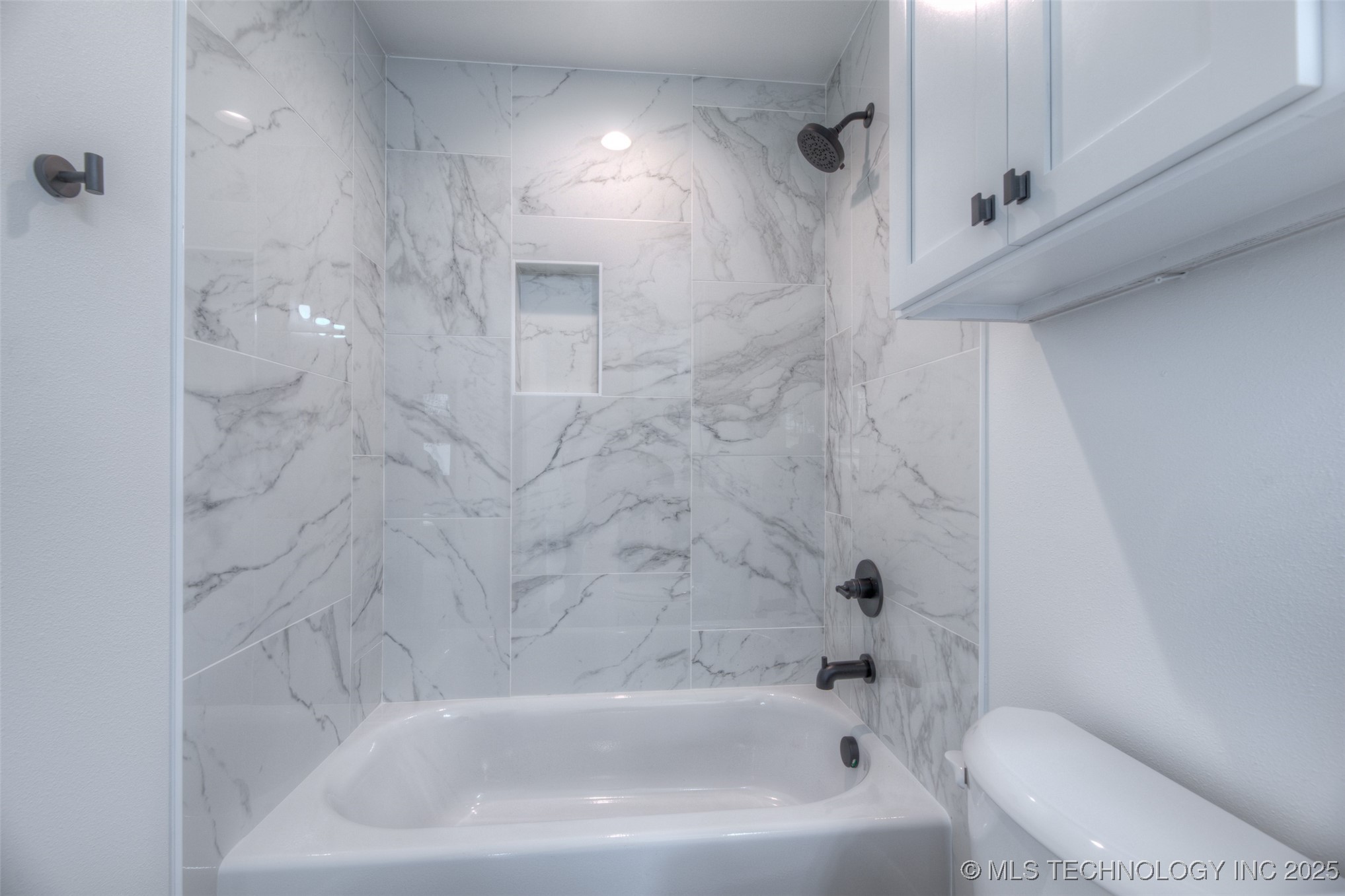 718 N 10th Street Property Photo 9