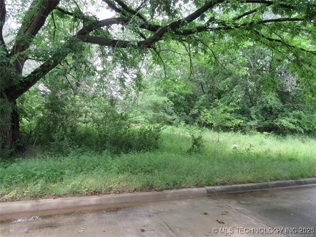 N 9th Street Property Photo 1