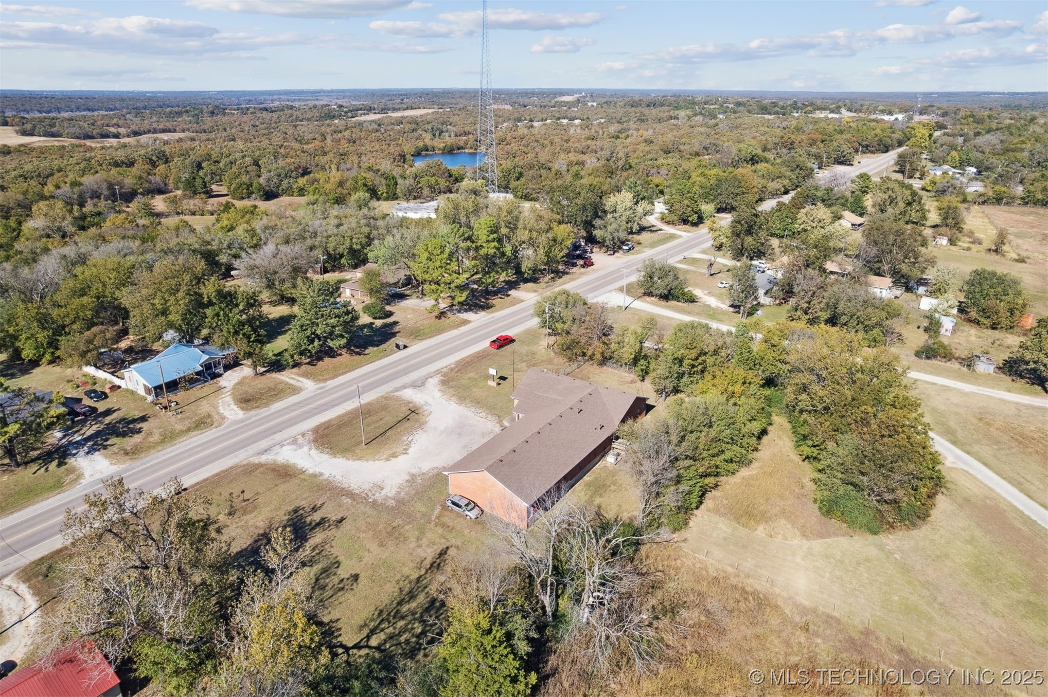 720 S Main Street Property Photo 2