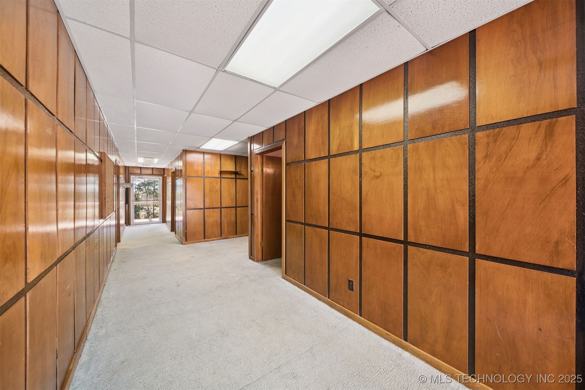 720 S Main Street Property Photo 13