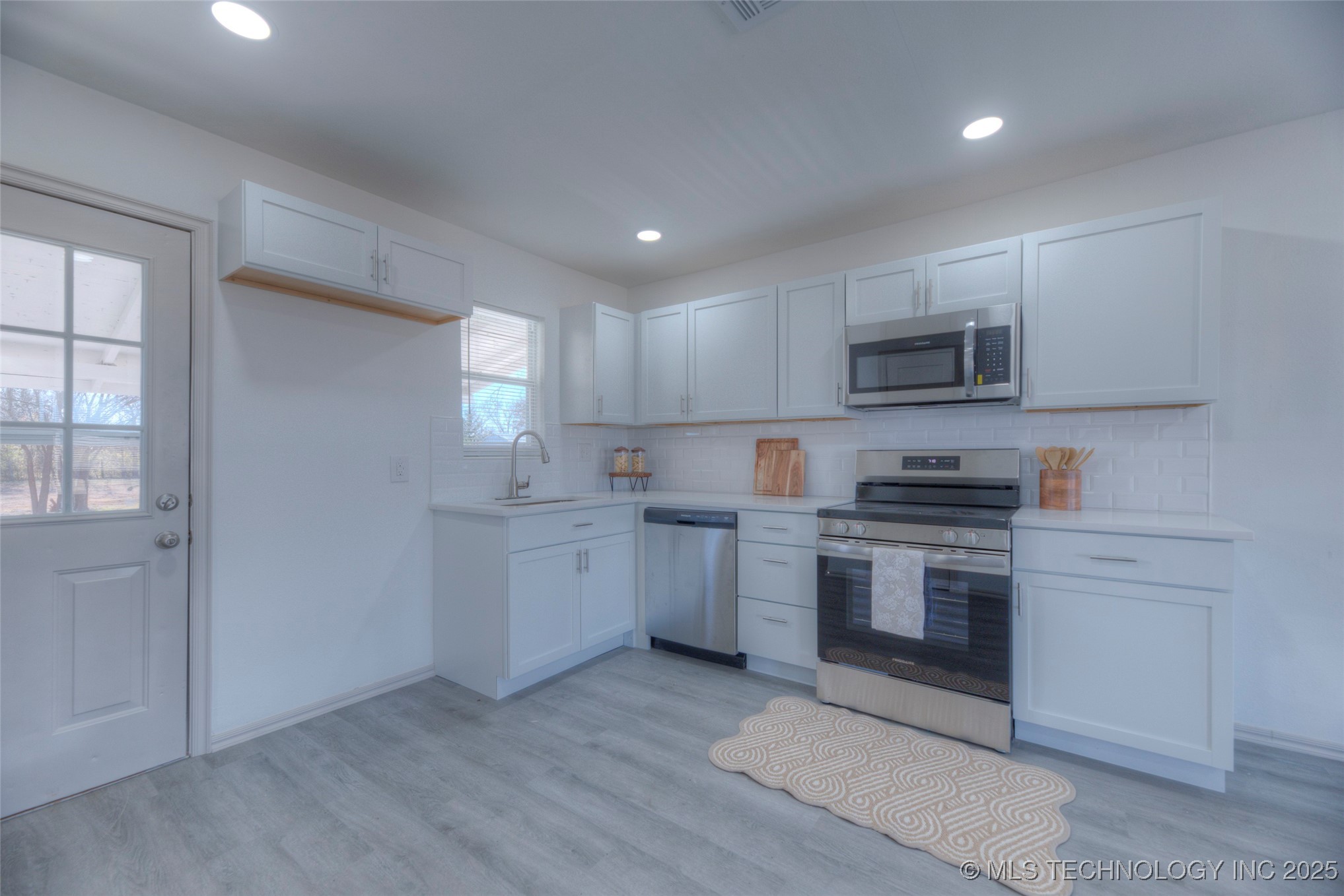 2920 E 201st Street S Property Photo 4