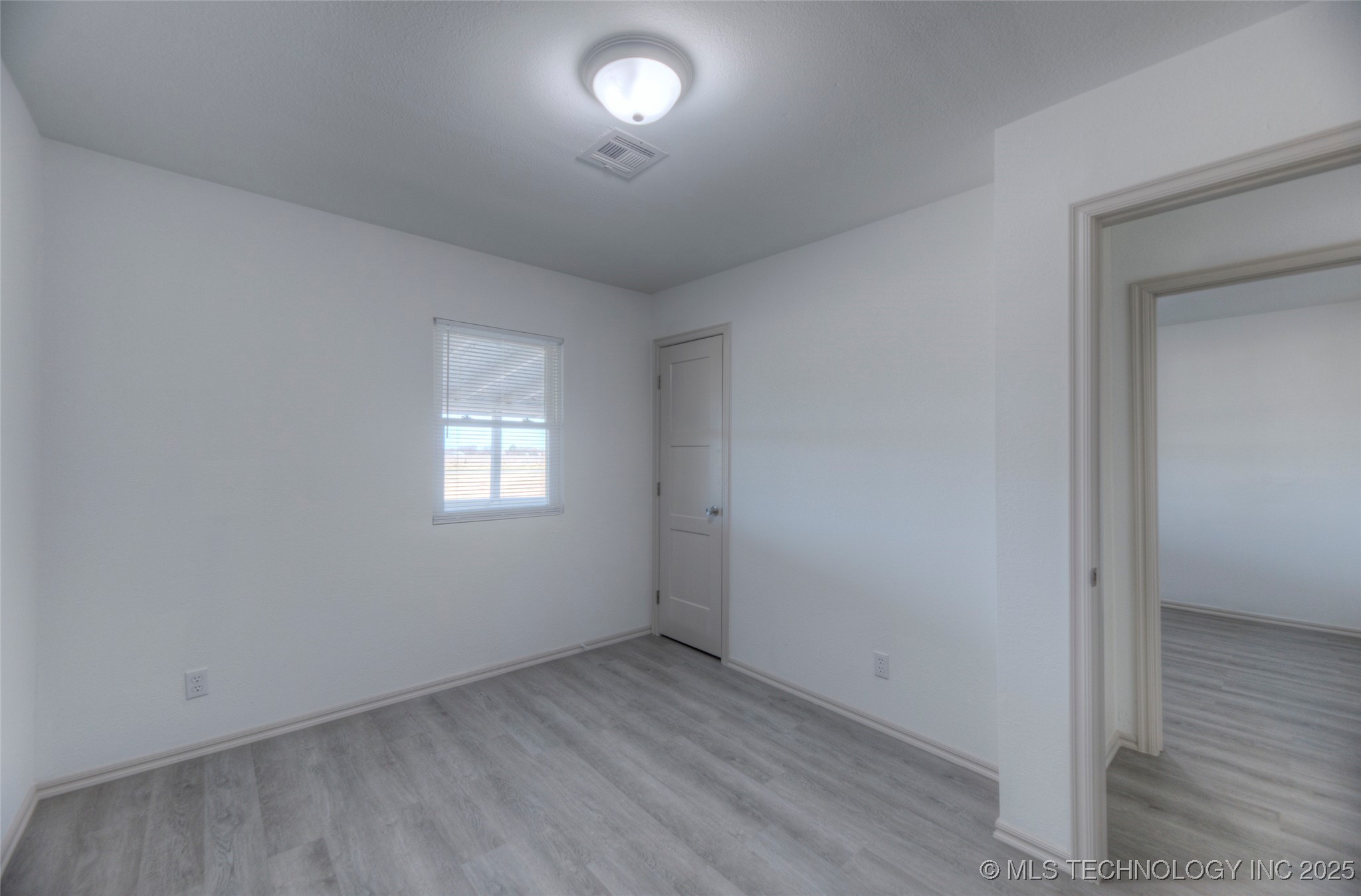 2920 E 201st Street S Property Photo 7