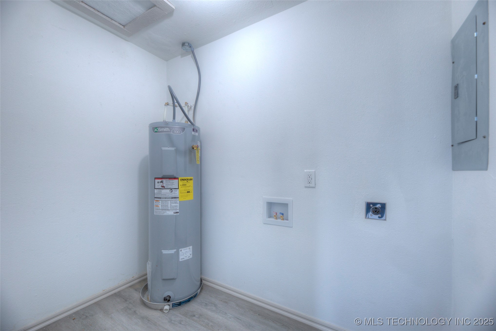 2920 E 201st Street S Property Photo 10