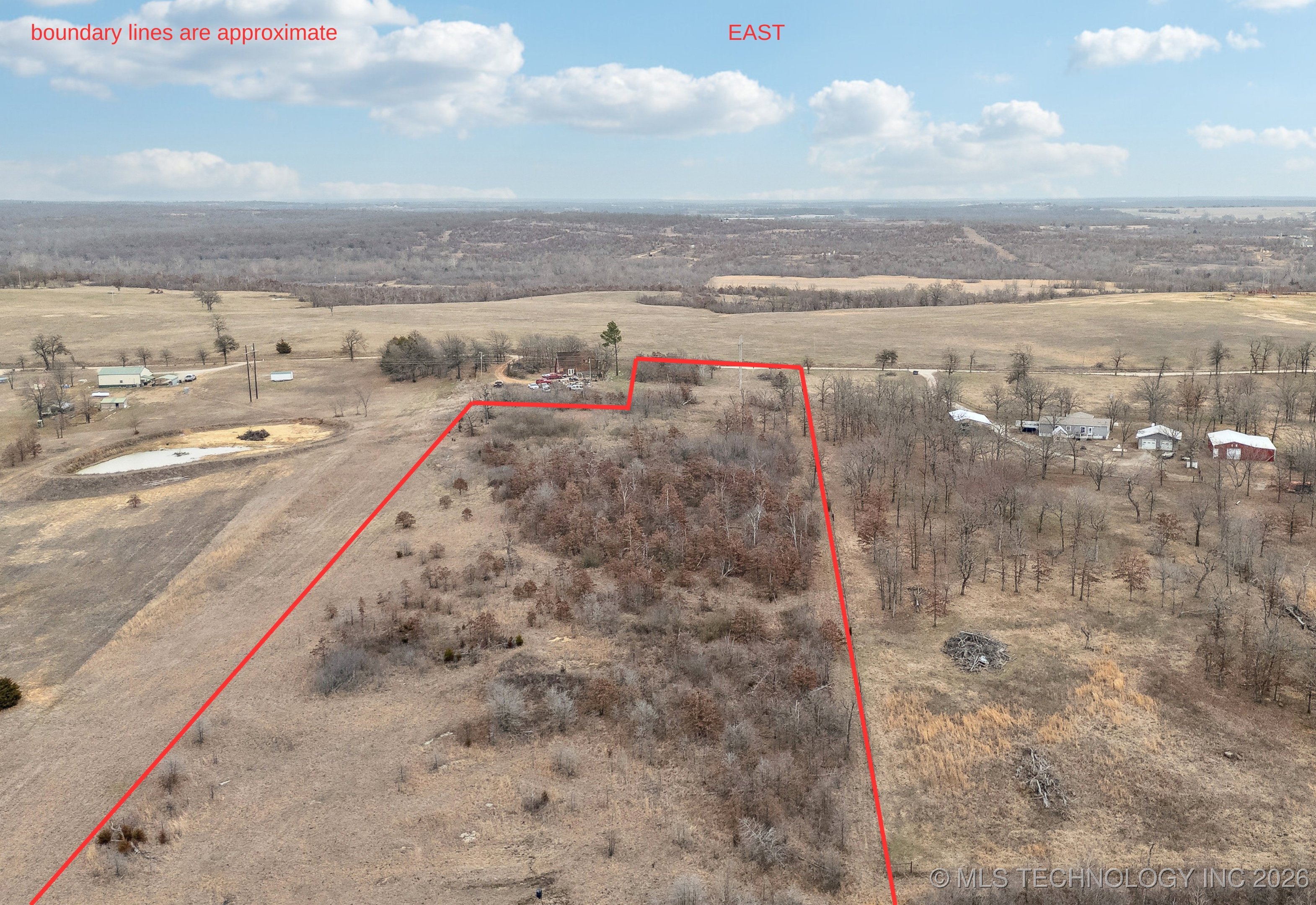 10330 S 417th West Avenue Property Photo 2