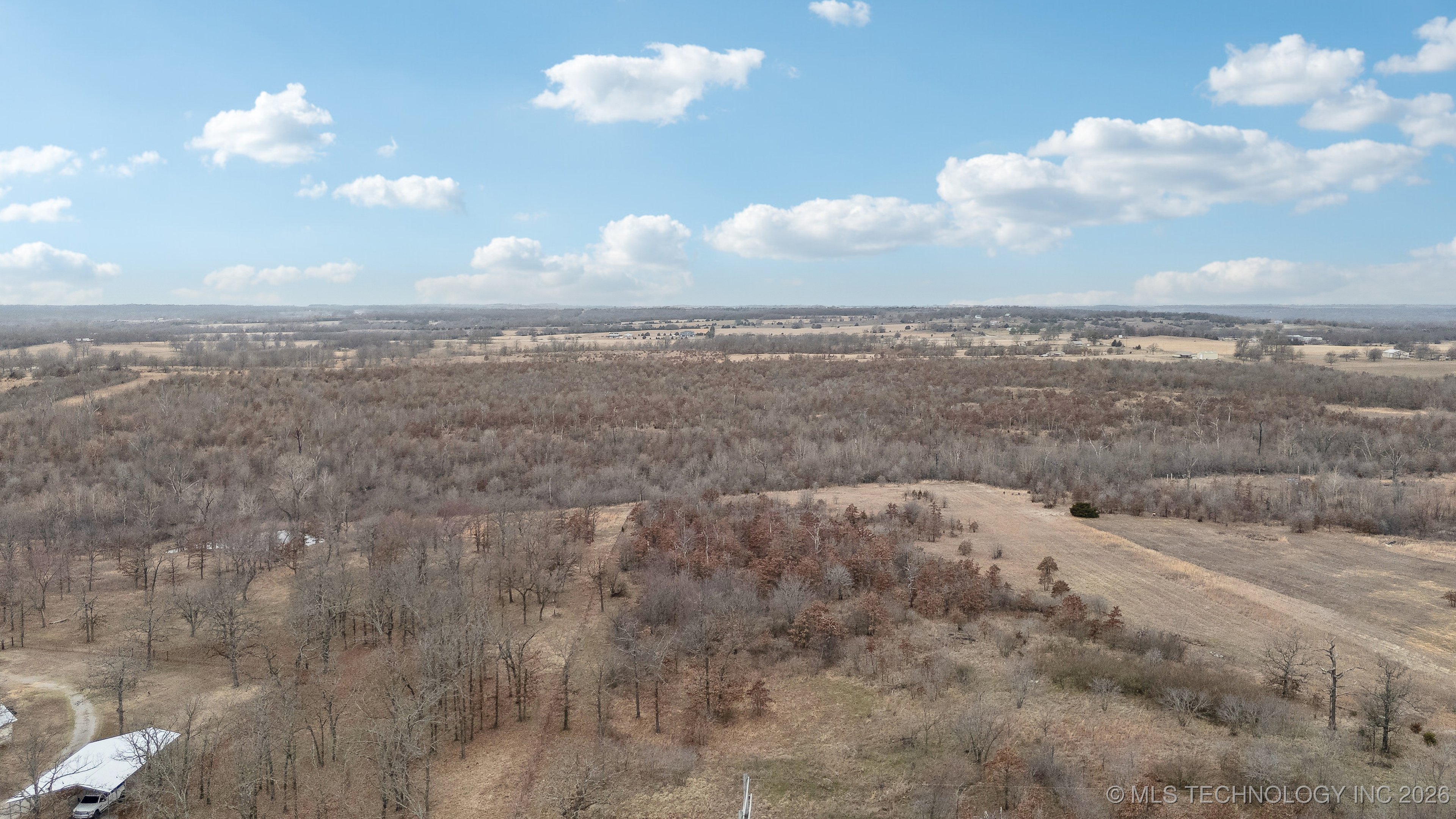 10330 S 417th West Avenue Property Photo 5