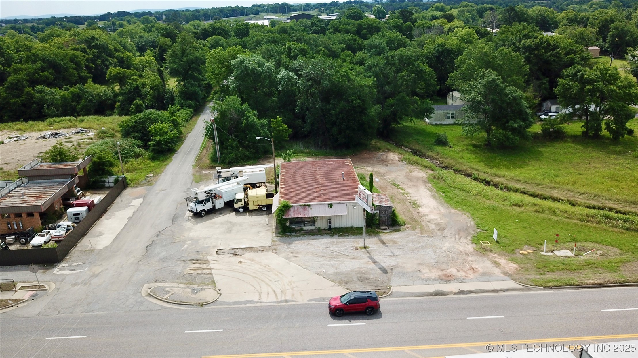 00 Us Hwy 69 Property Photo 4