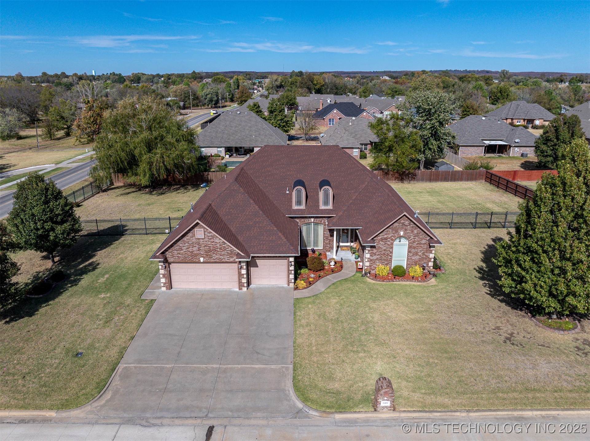 1400 Richmond Drive Property Photo 41