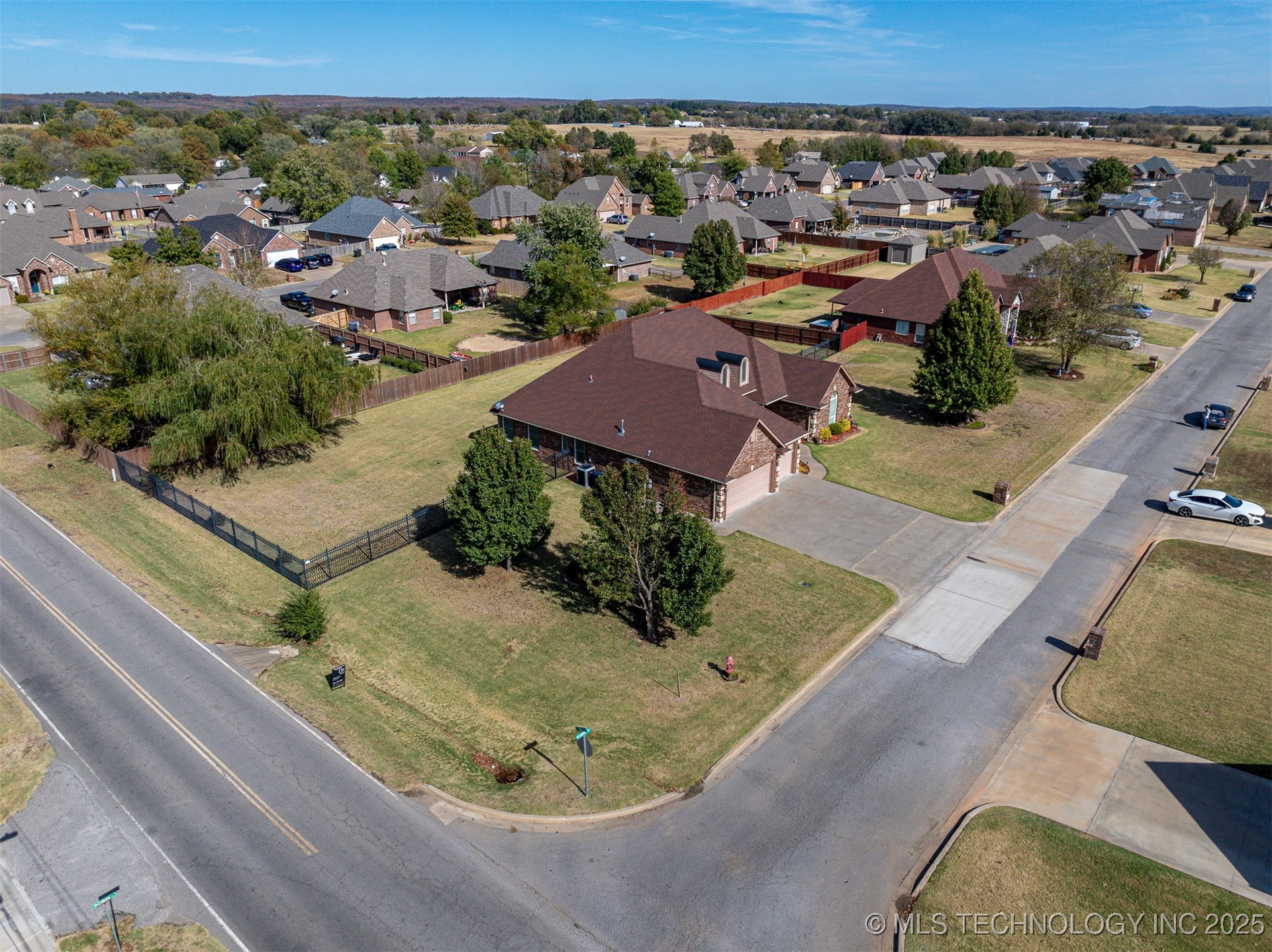 1400 Richmond Drive Property Photo 50