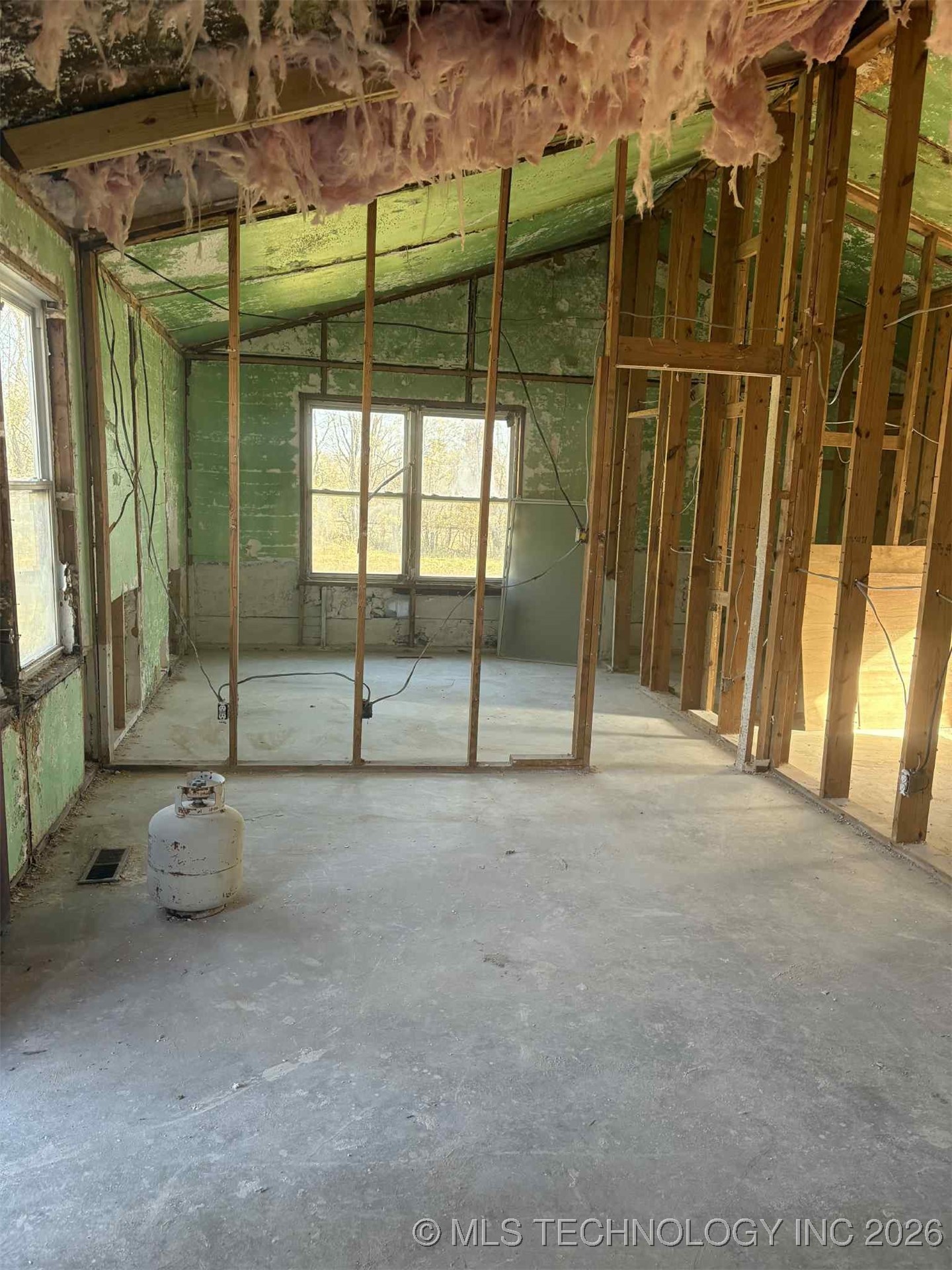 16254 E 410 Road Property Photo 3