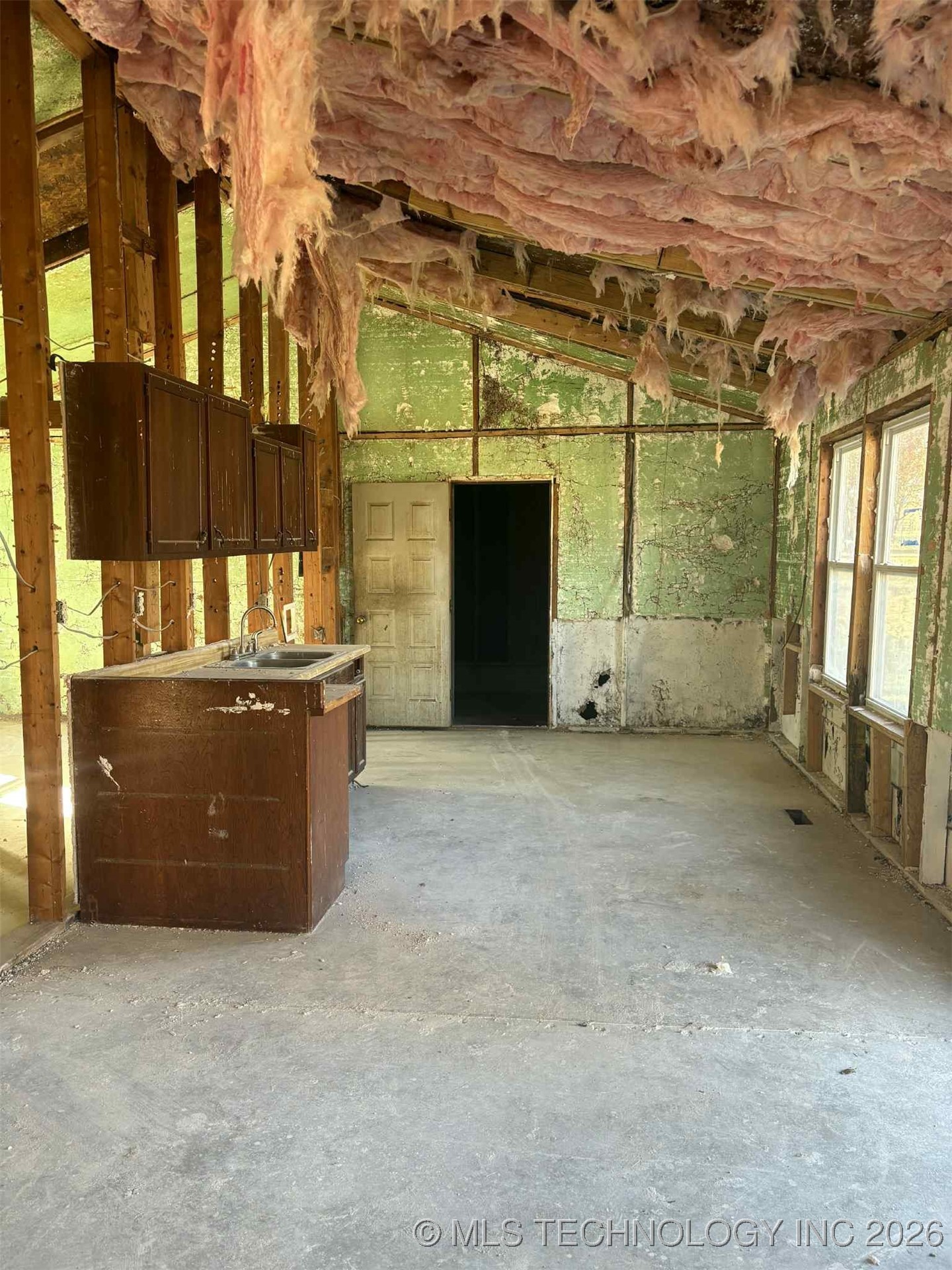 16254 E 410 Road Property Photo 5