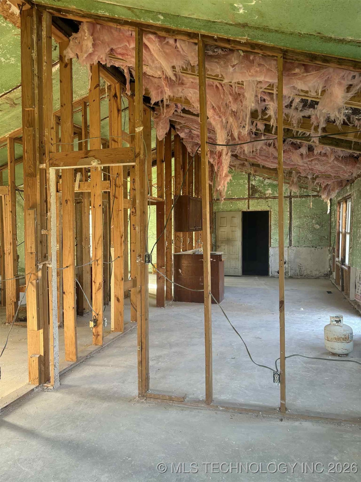 16254 E 410 Road Property Photo 8