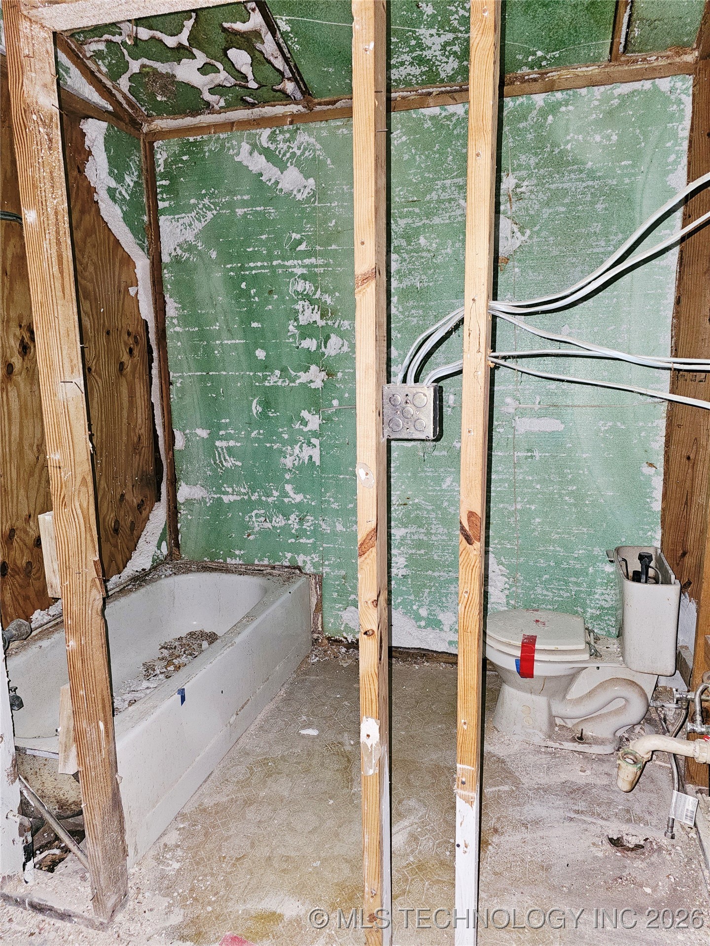 16254 E 410 Road Property Photo 16