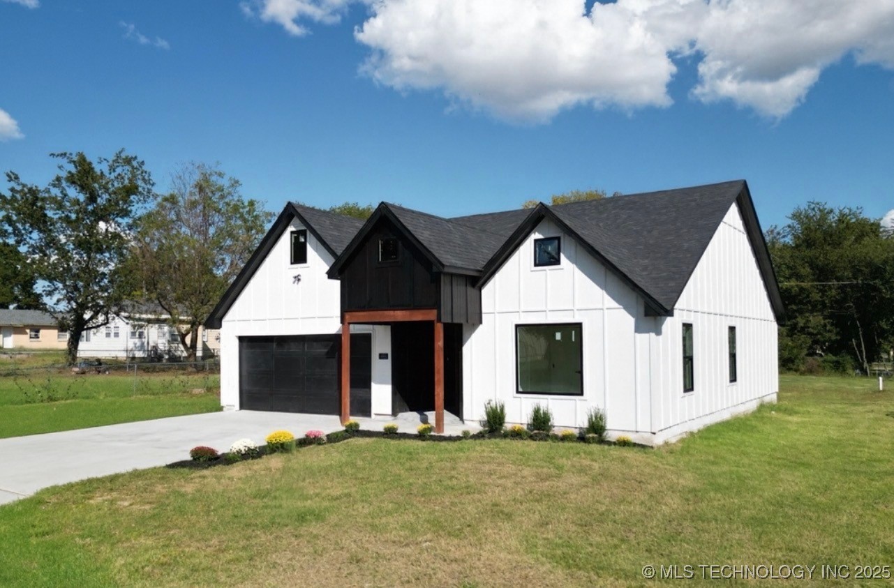 408 S Creek Property Photo 1