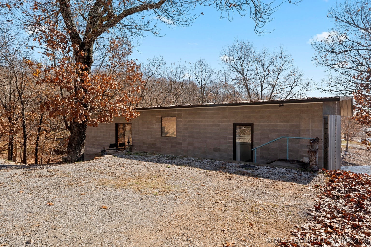 53507 E 344 Road Property Photo 5