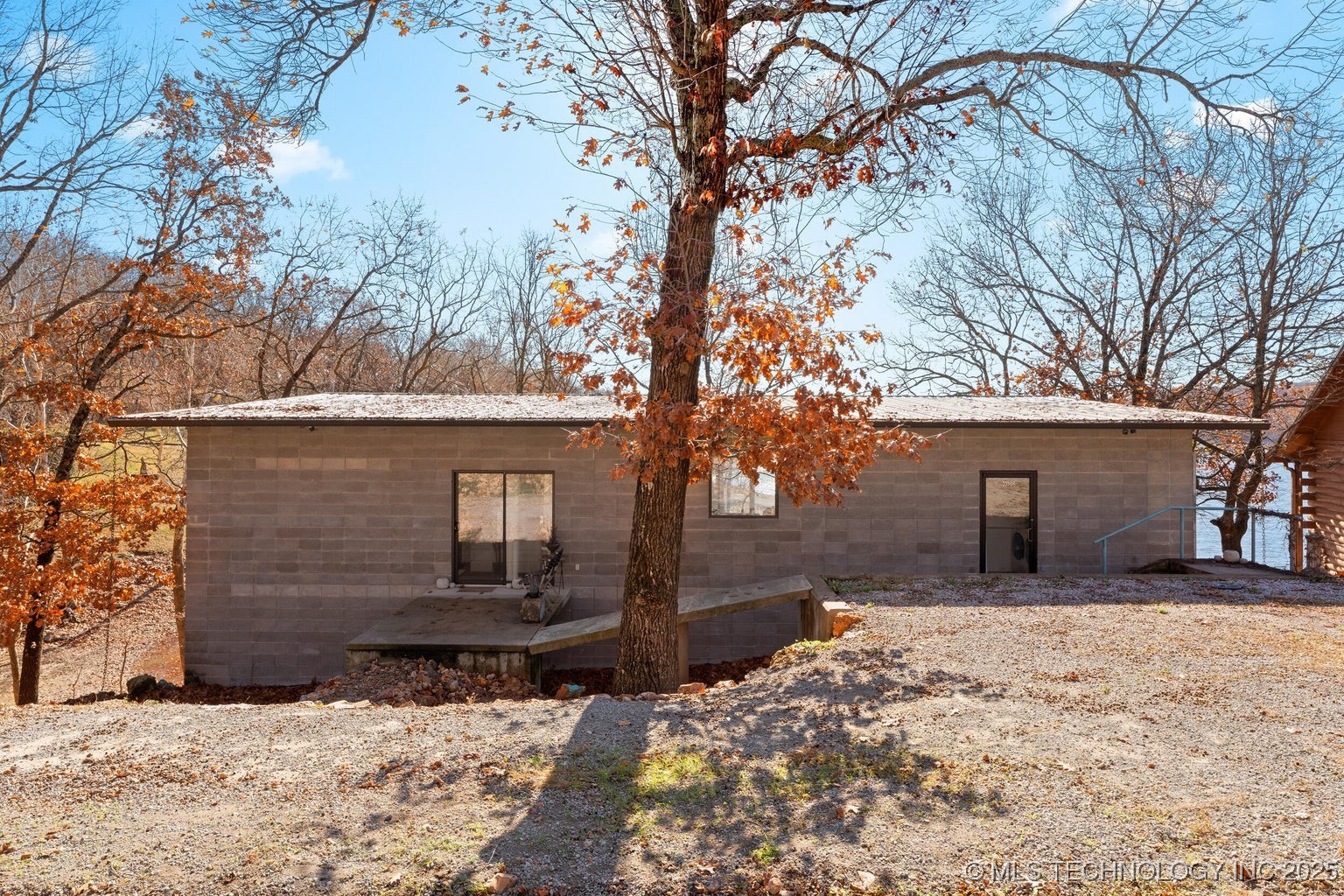 53507 E 344 Road Property Photo 6