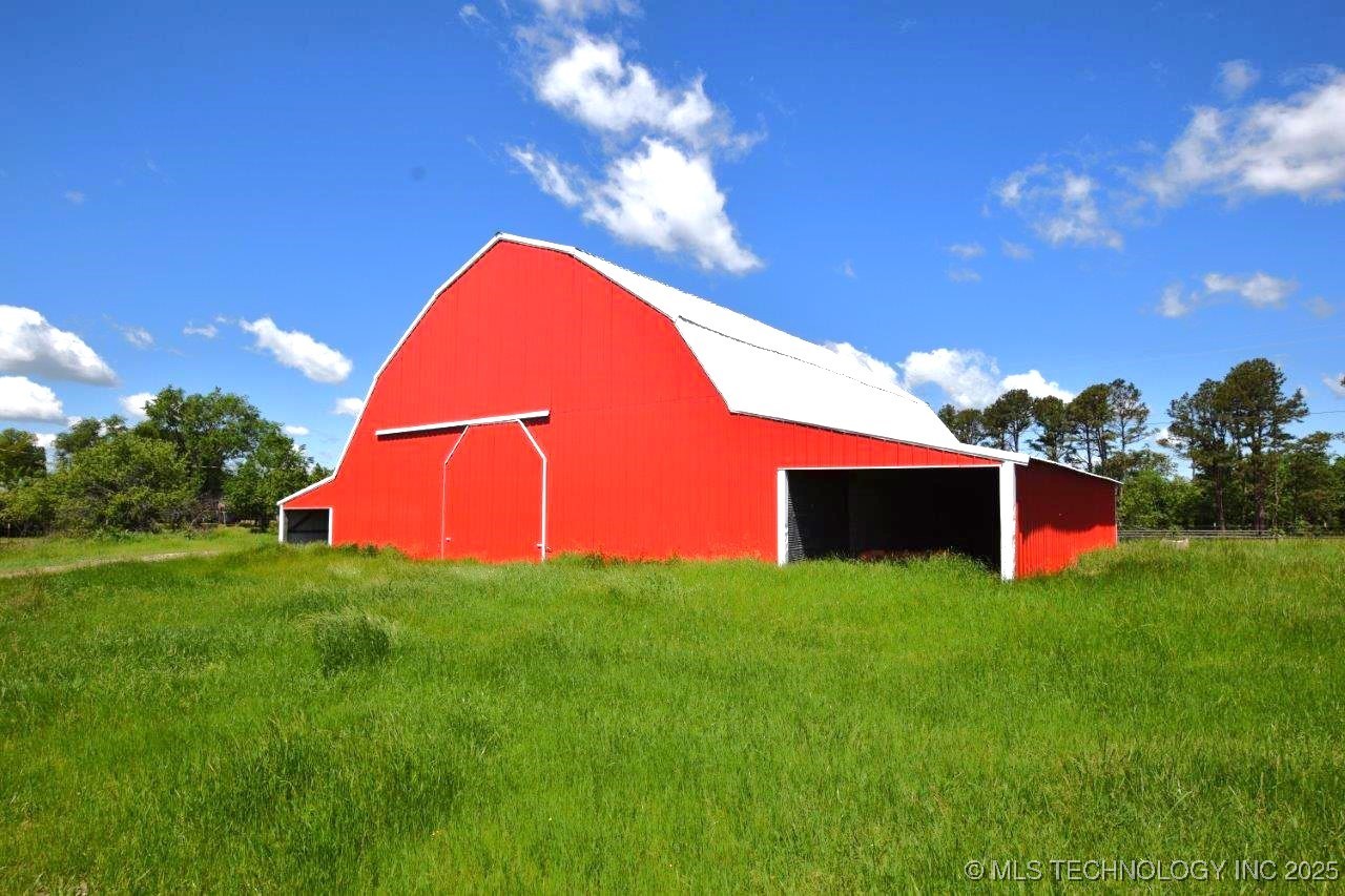 79001 Hwy 59 Property Photo 1