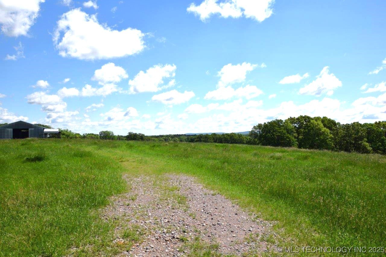 79001 Hwy 59 Property Photo 8