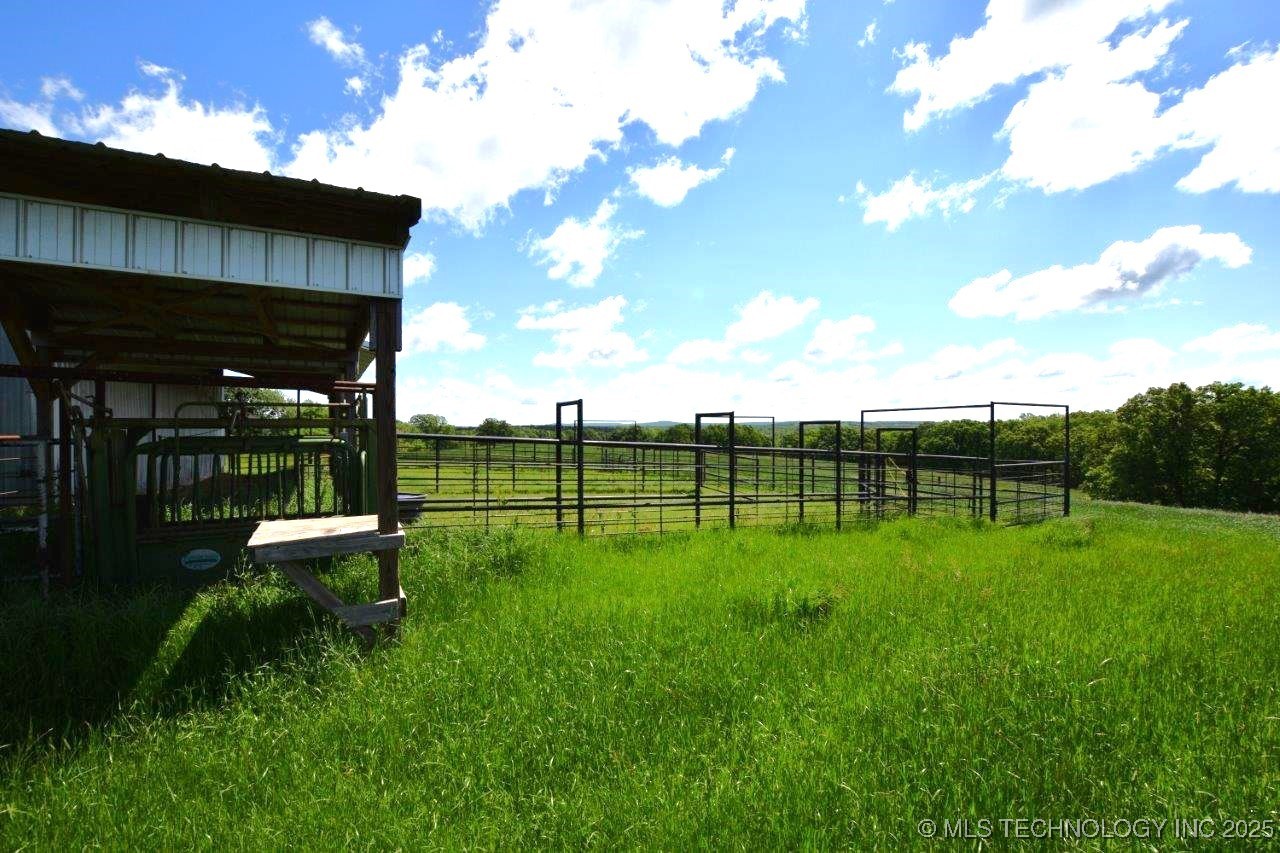 79001 Hwy 59 Property Photo 12