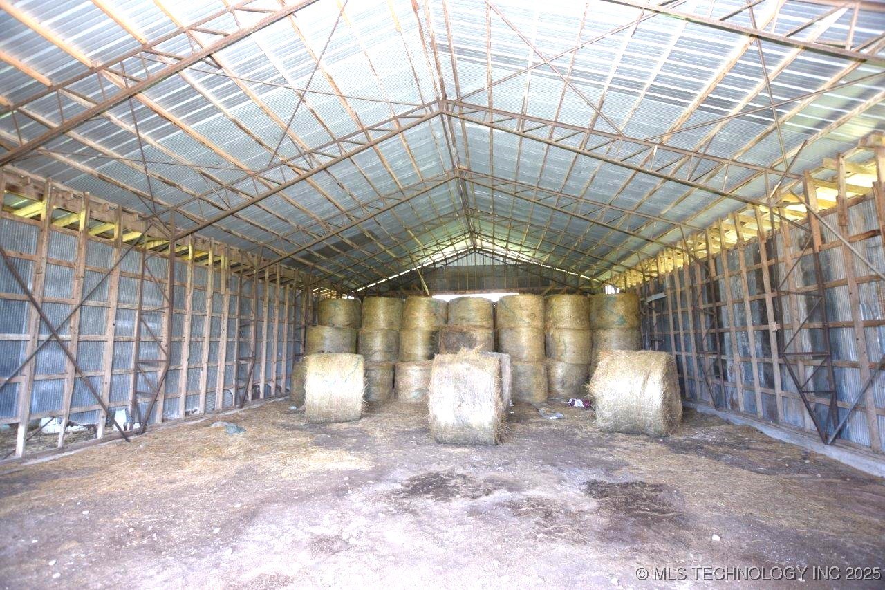 79001 Hwy 59 Property Photo 14