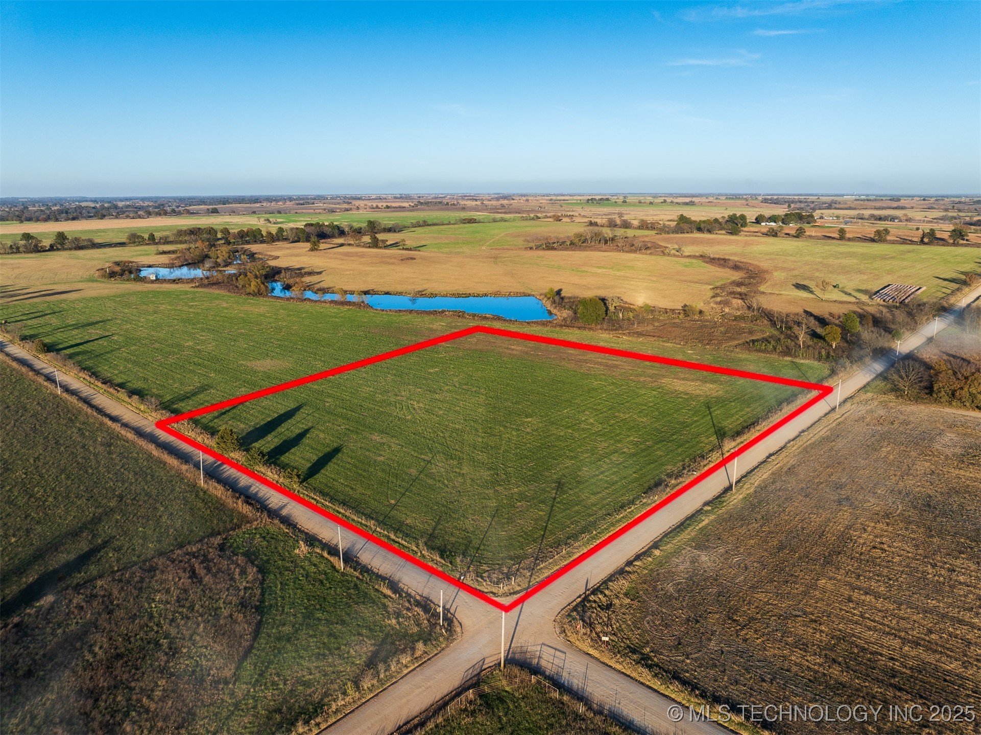 3 E 220 Road Property Photo 1